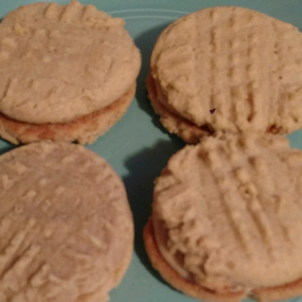 Peanut Butter Sandwich Cookies kinna08