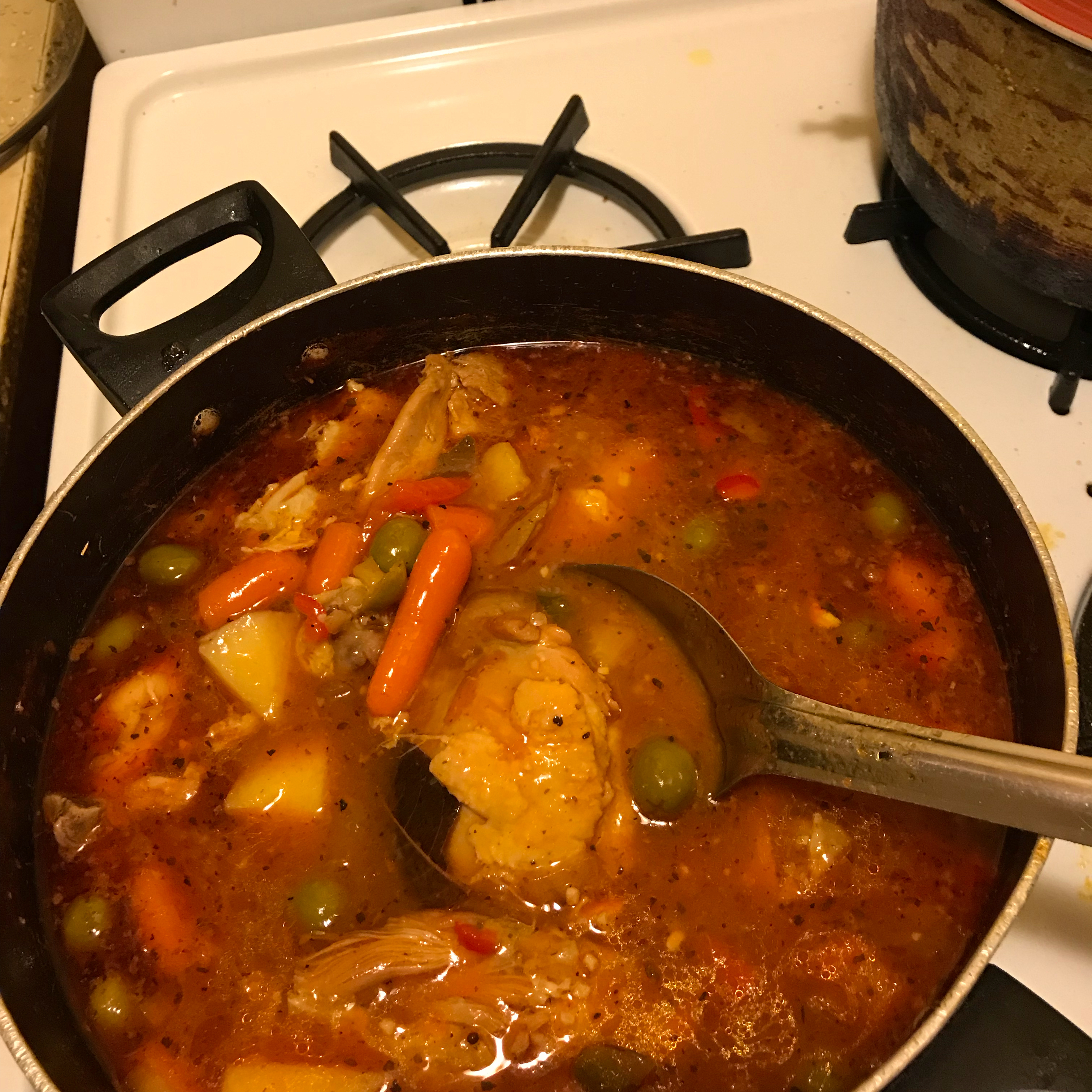 Spanish-Style Chicken Stew 