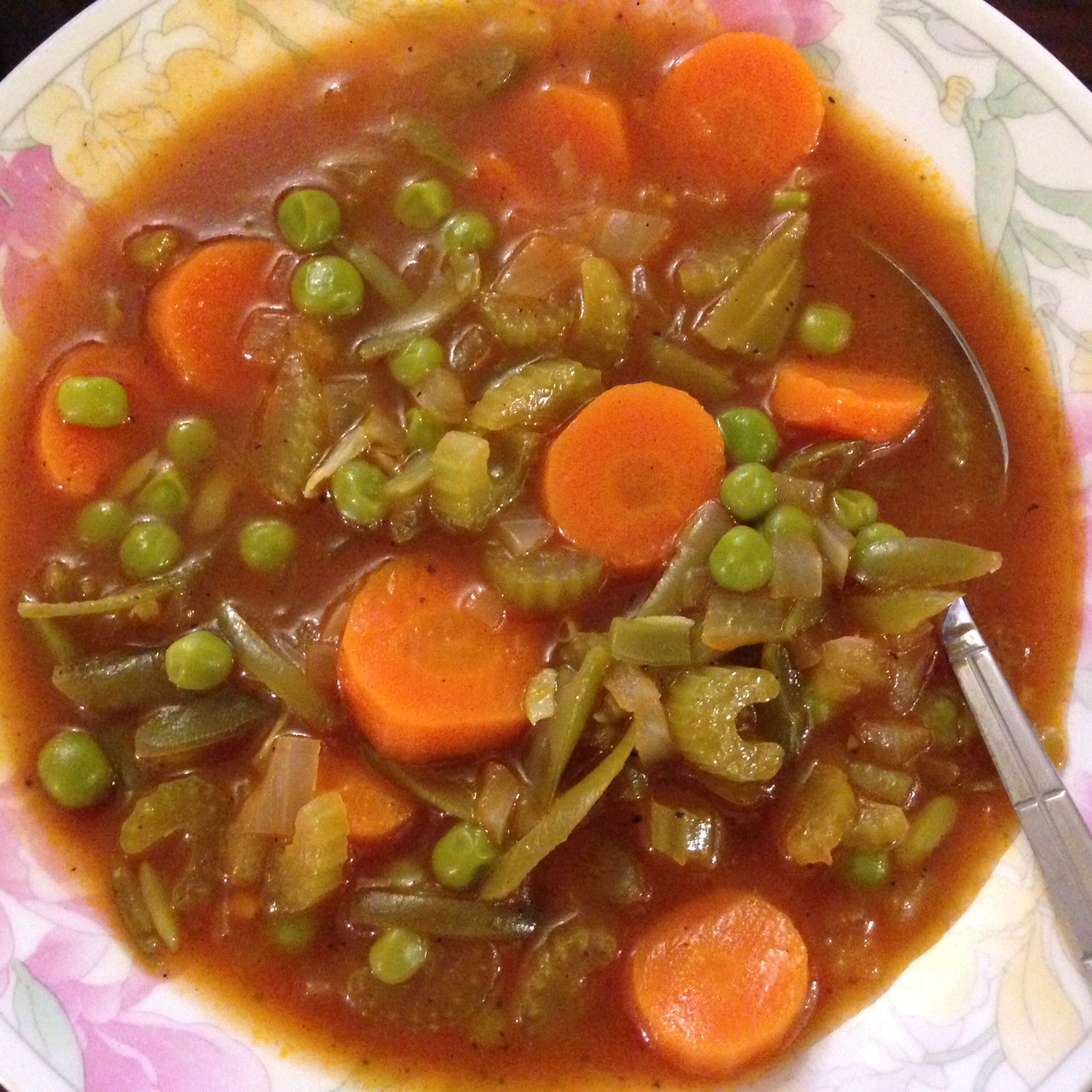 Quick and Fast Vegetarian Vegetable Soup in a Hurry 