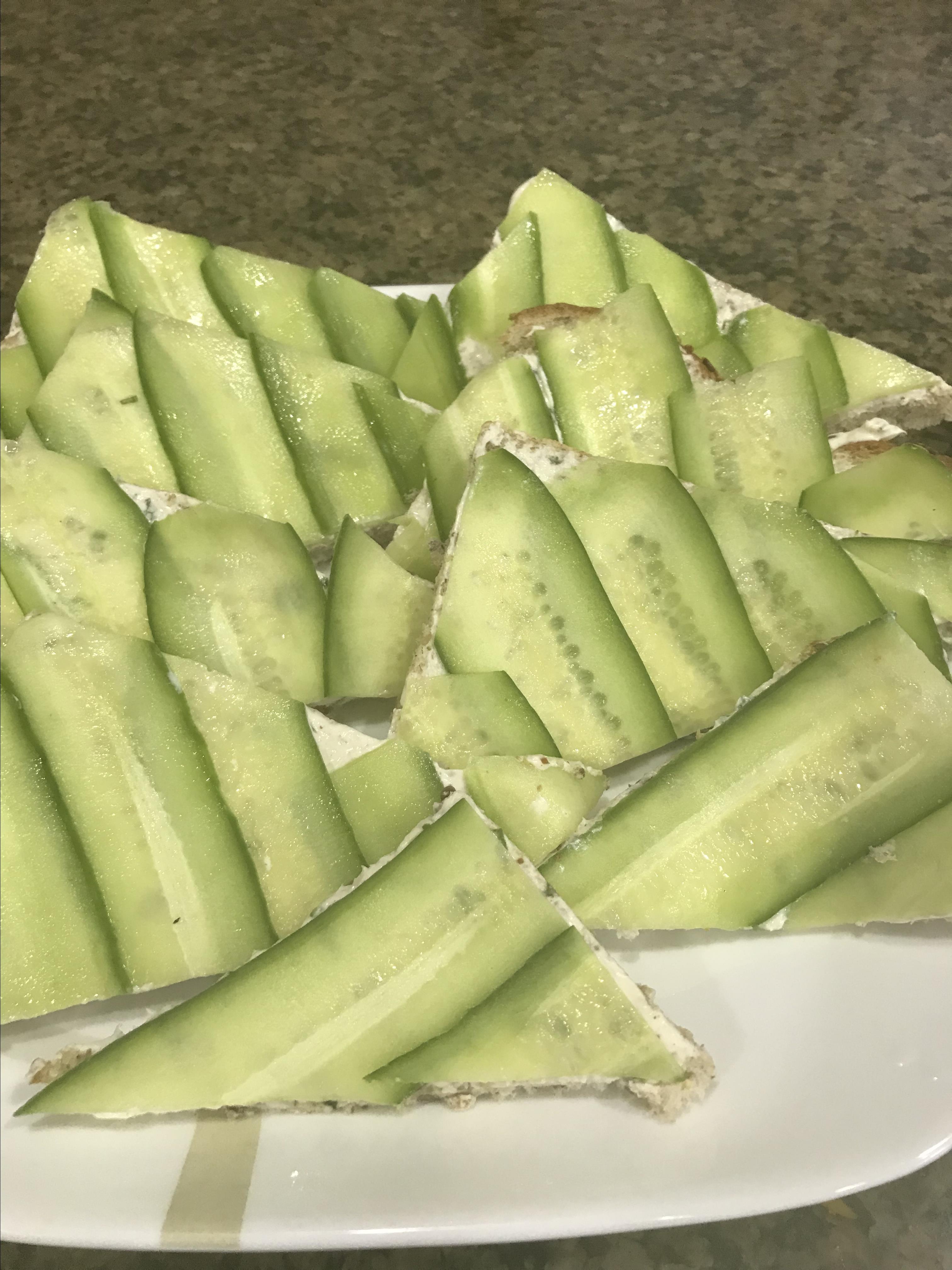 Easy Cucumber Party Sandwiches Nas