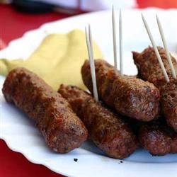 Mititei (Romanian Grilled Sausages) 