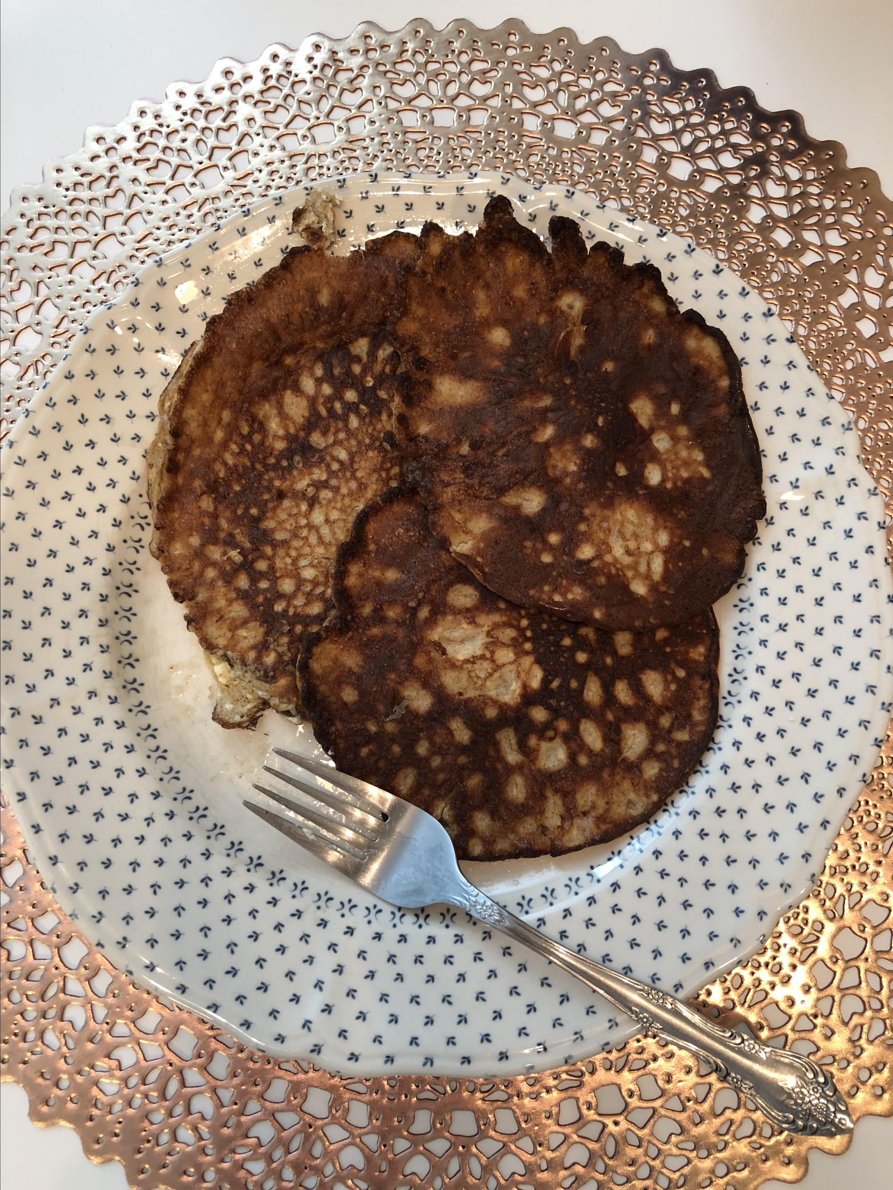 Low-Carb Cream Cheese Pancakes 