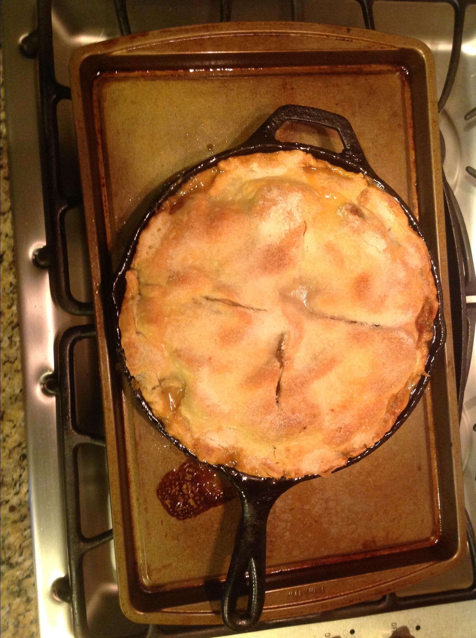 Iron Skillet Apple Pie 