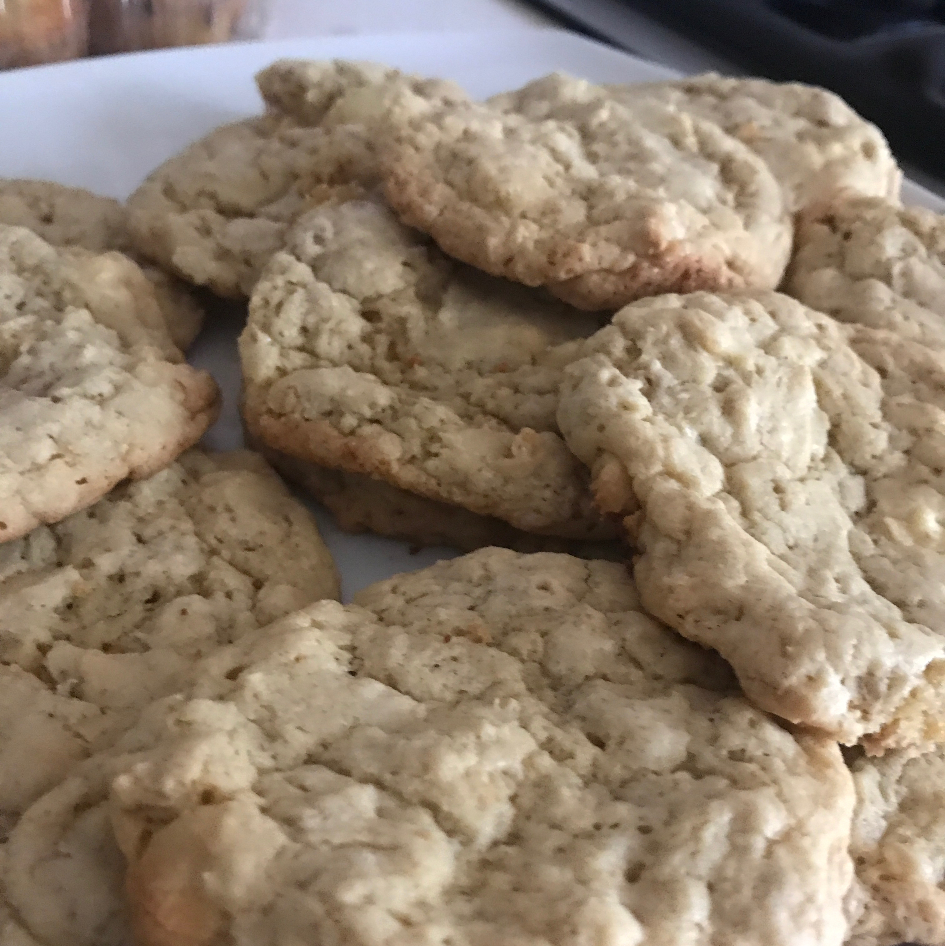 White Chocolate Chip Oatmeal Cookies 