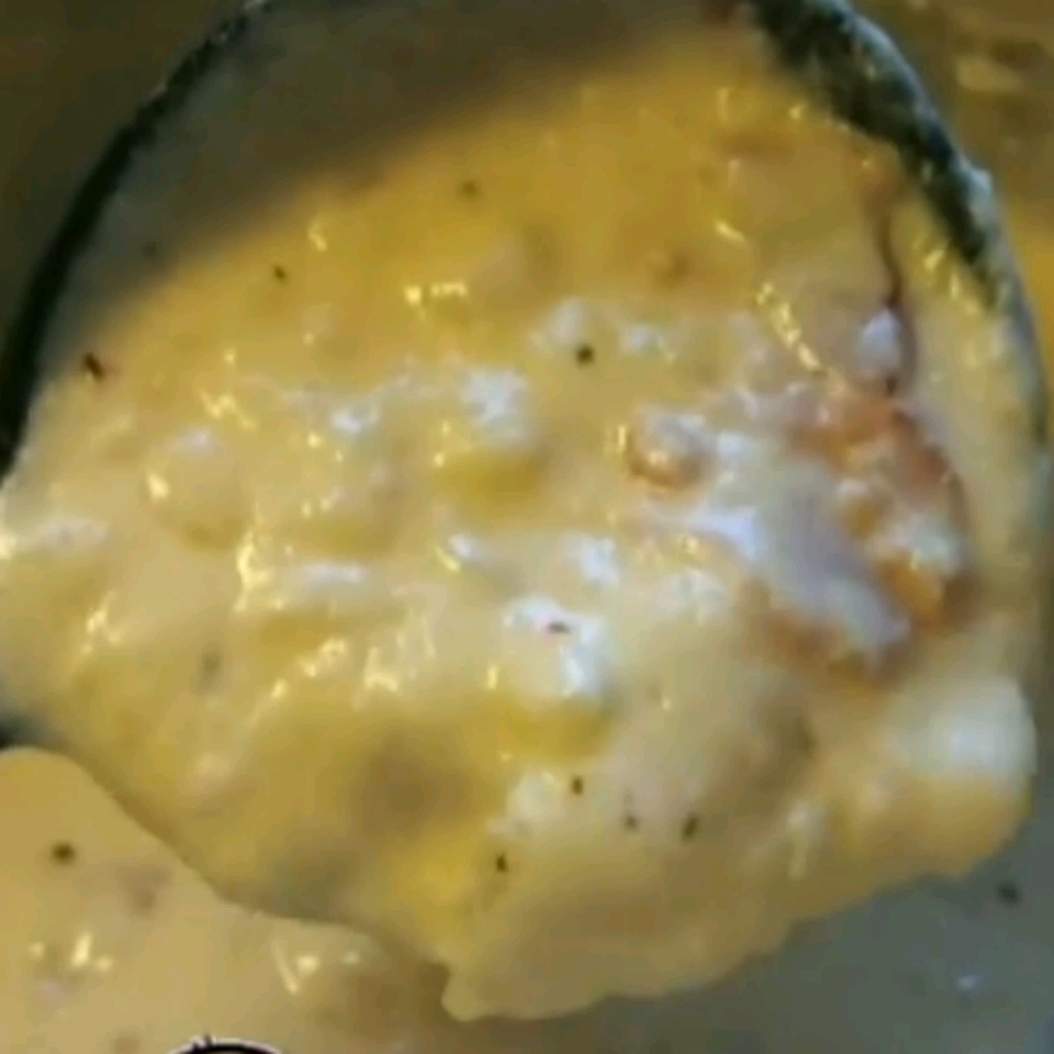 Nikki's Creamy Crock Pot Potato Soup 
