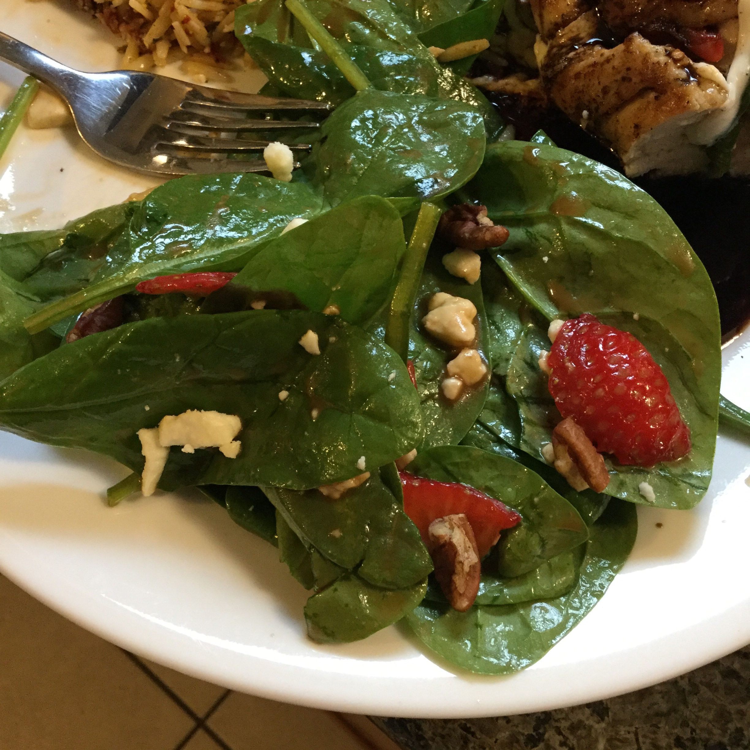 Strawberry and Spinach Salad with Honey Balsamic Vinaigrette 