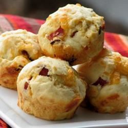 Bacon Cheese Muffins mominml
