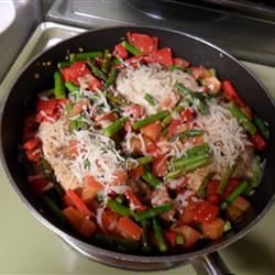 Chicken with Asparagus and Roasted Red Peppers 