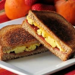 Bacon and Egg Breakfast Grilled Cheese mominml