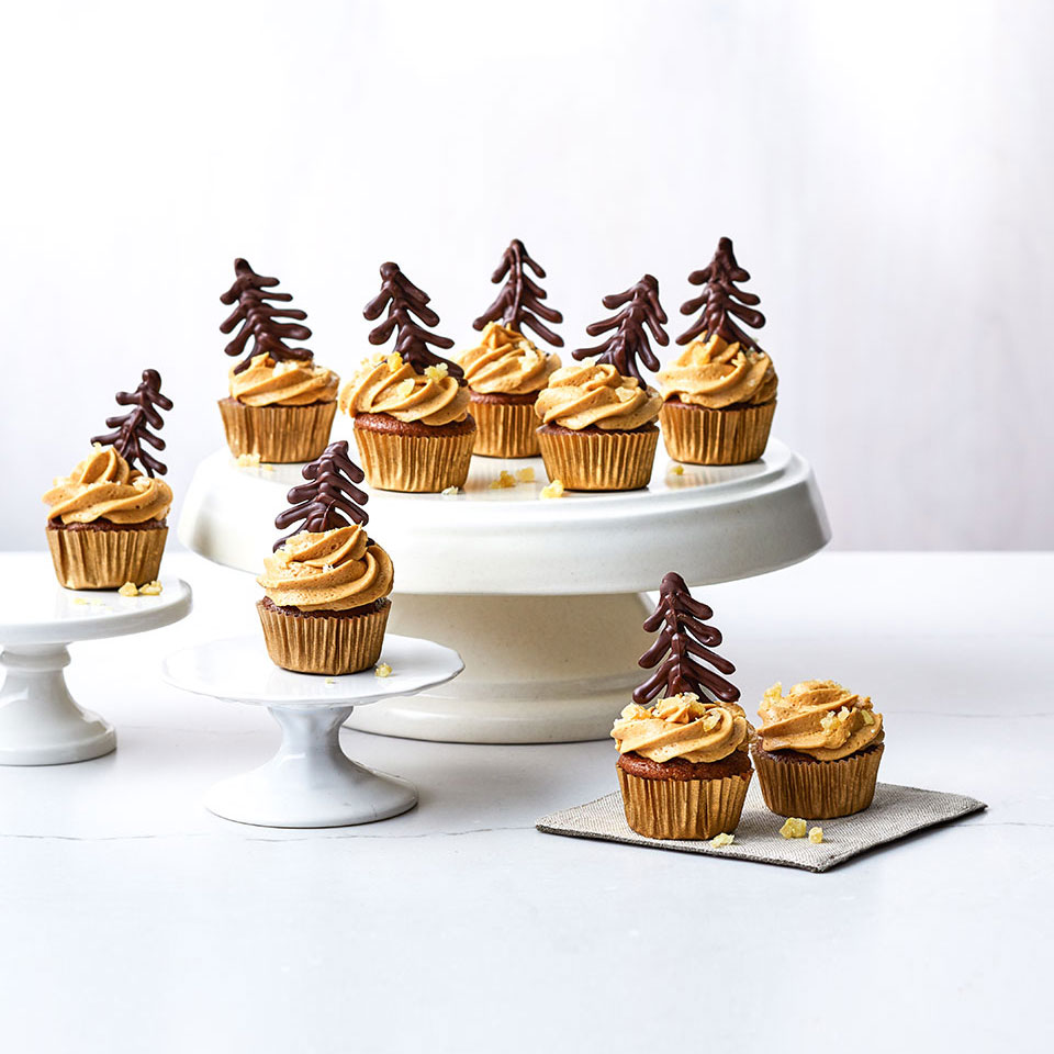 Ghirardelli Mini Gingerbread-Chocolate Chip Cupcakes With Molasses Buttercream 
