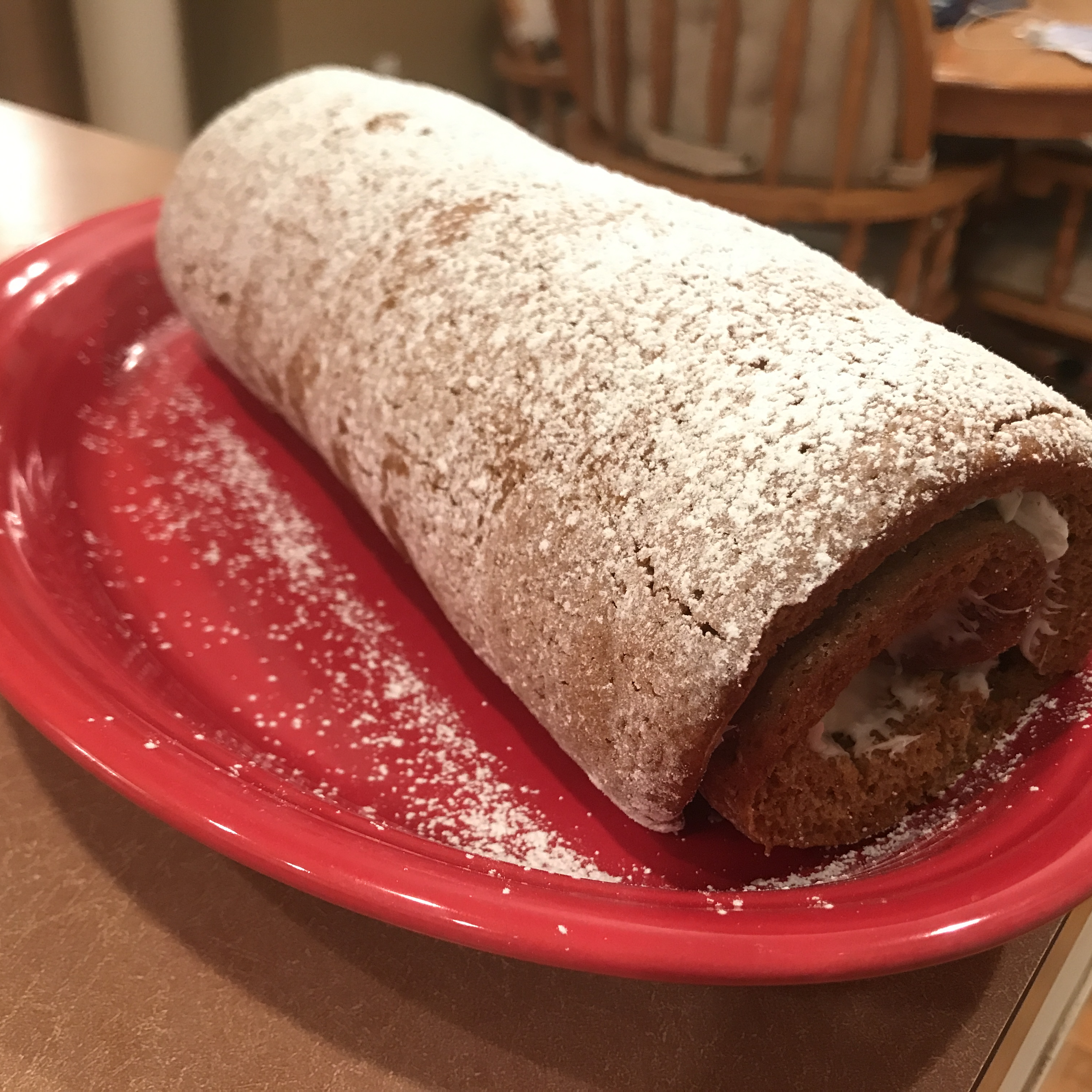 Libby's&reg; Pumpkin Roll with Cream Cheese Filling 