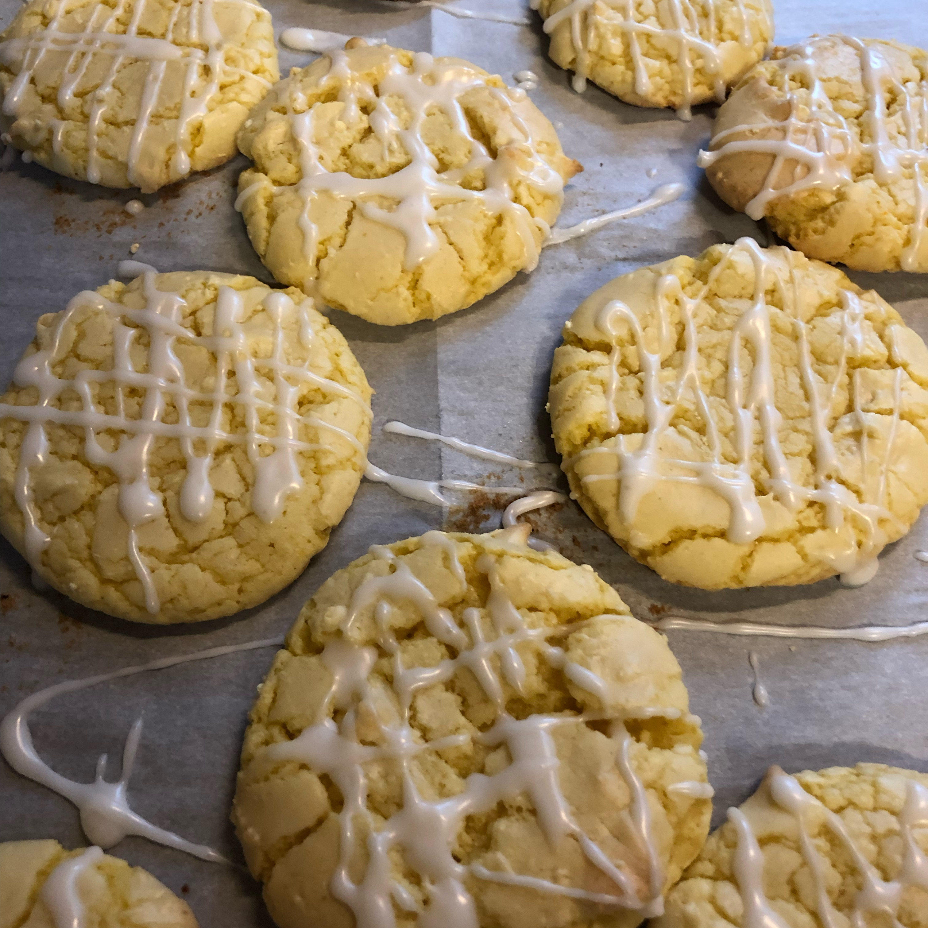 Easy Lemon Cake Cookies with Icing 