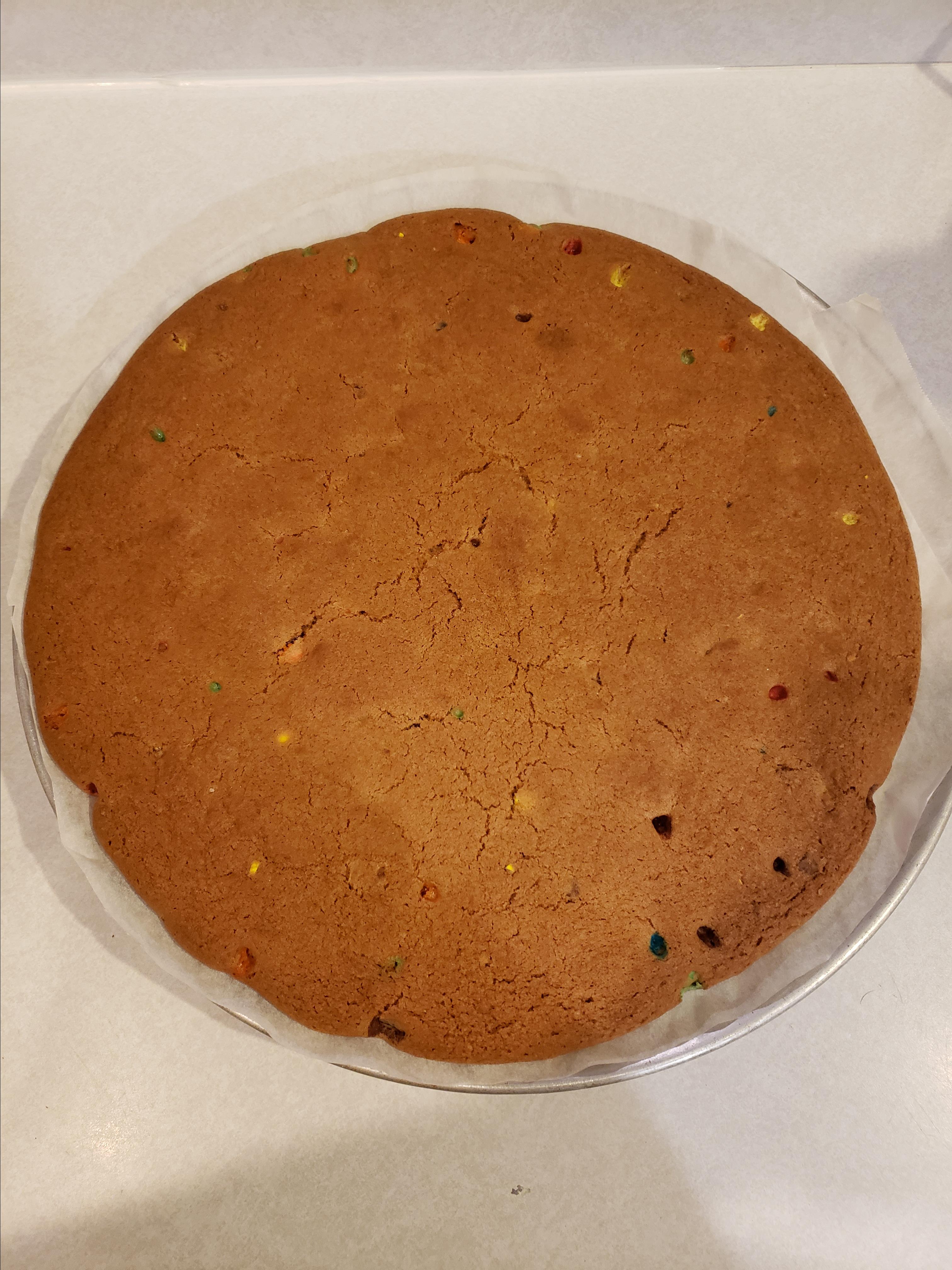 Giant Chocolate Chip Cookie 