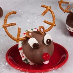 Peppermint Reindeer Cupcakes