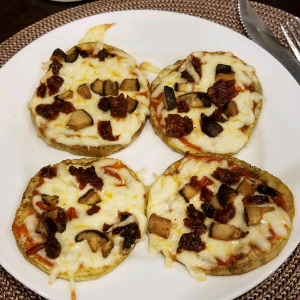 Flourless Eggplant Pizza 