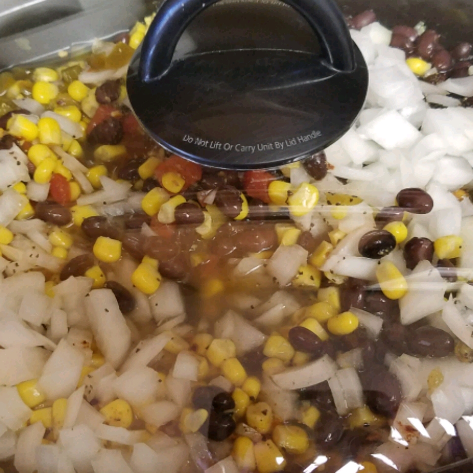 Southwest Black Bean Chicken Soup 