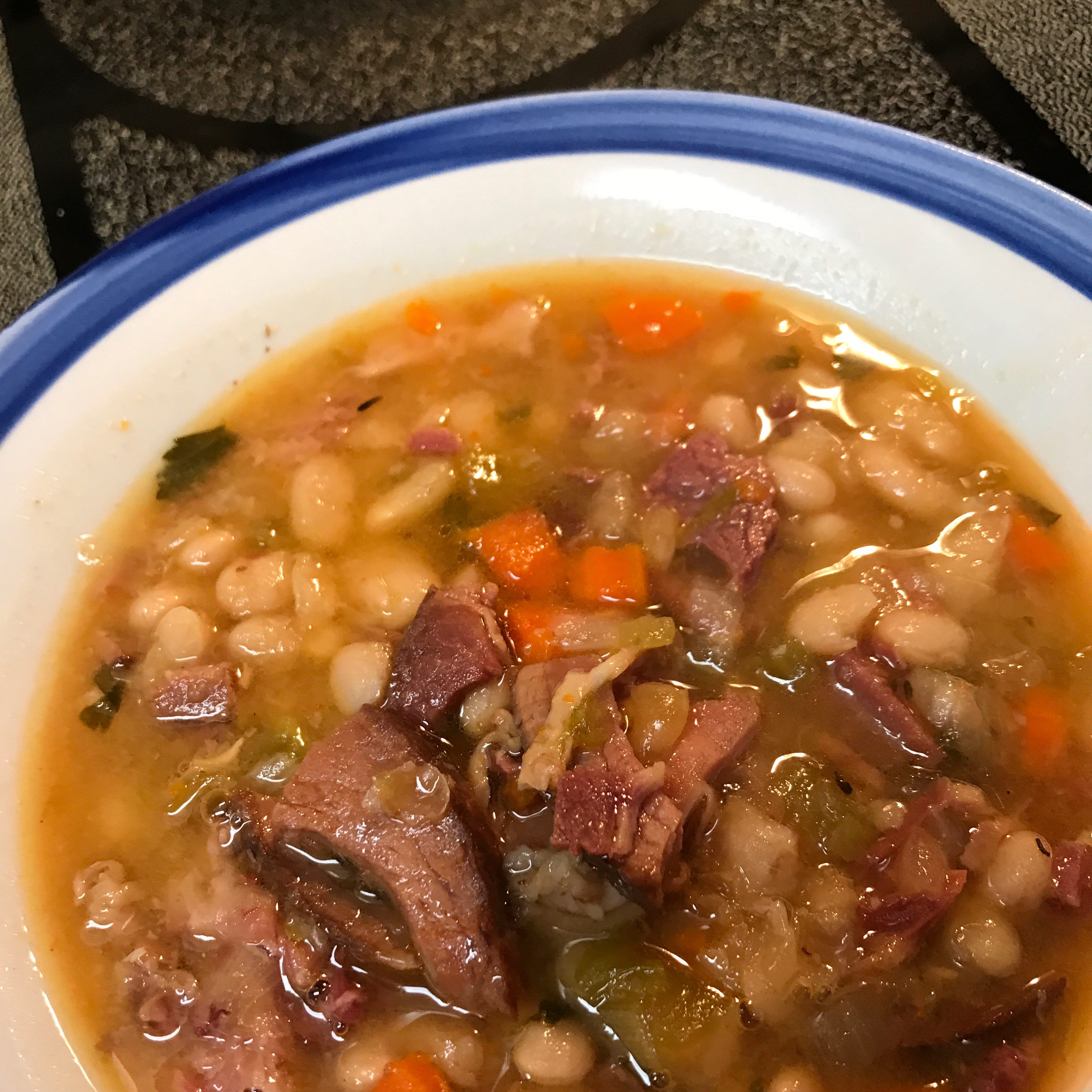 Slow Cooker Ham and Bean Soup 