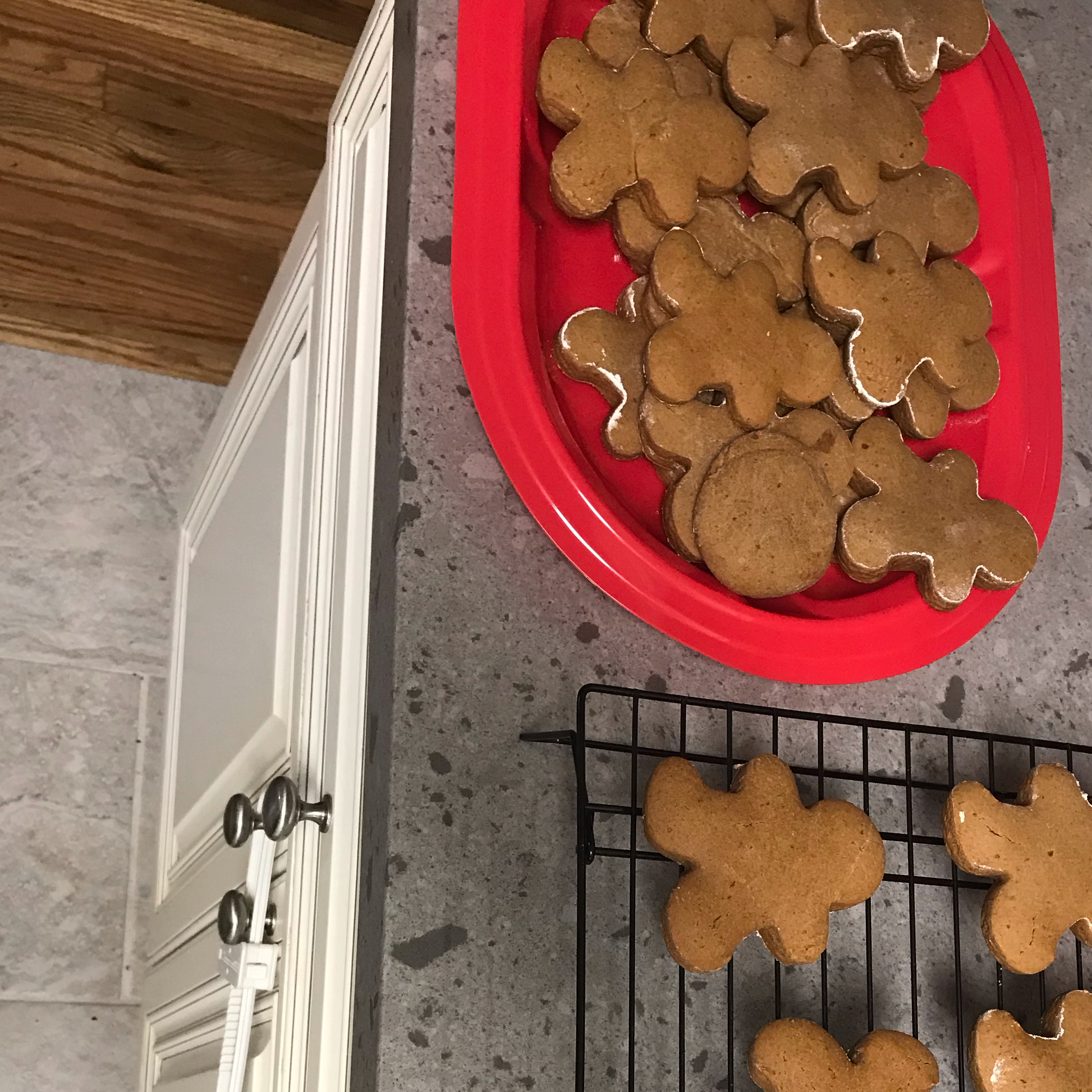 Gingerbread Cookies II 