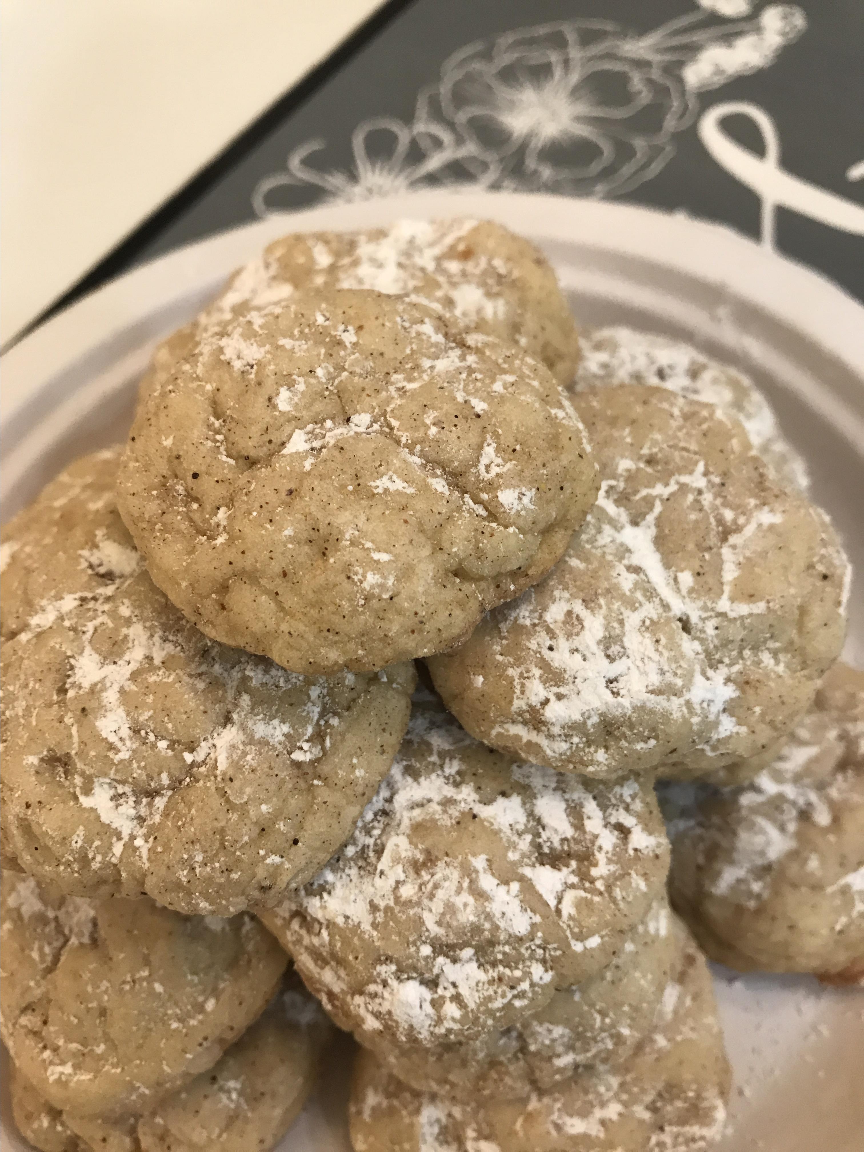 Polvorones de Canele (Cinnamon Cookies) 