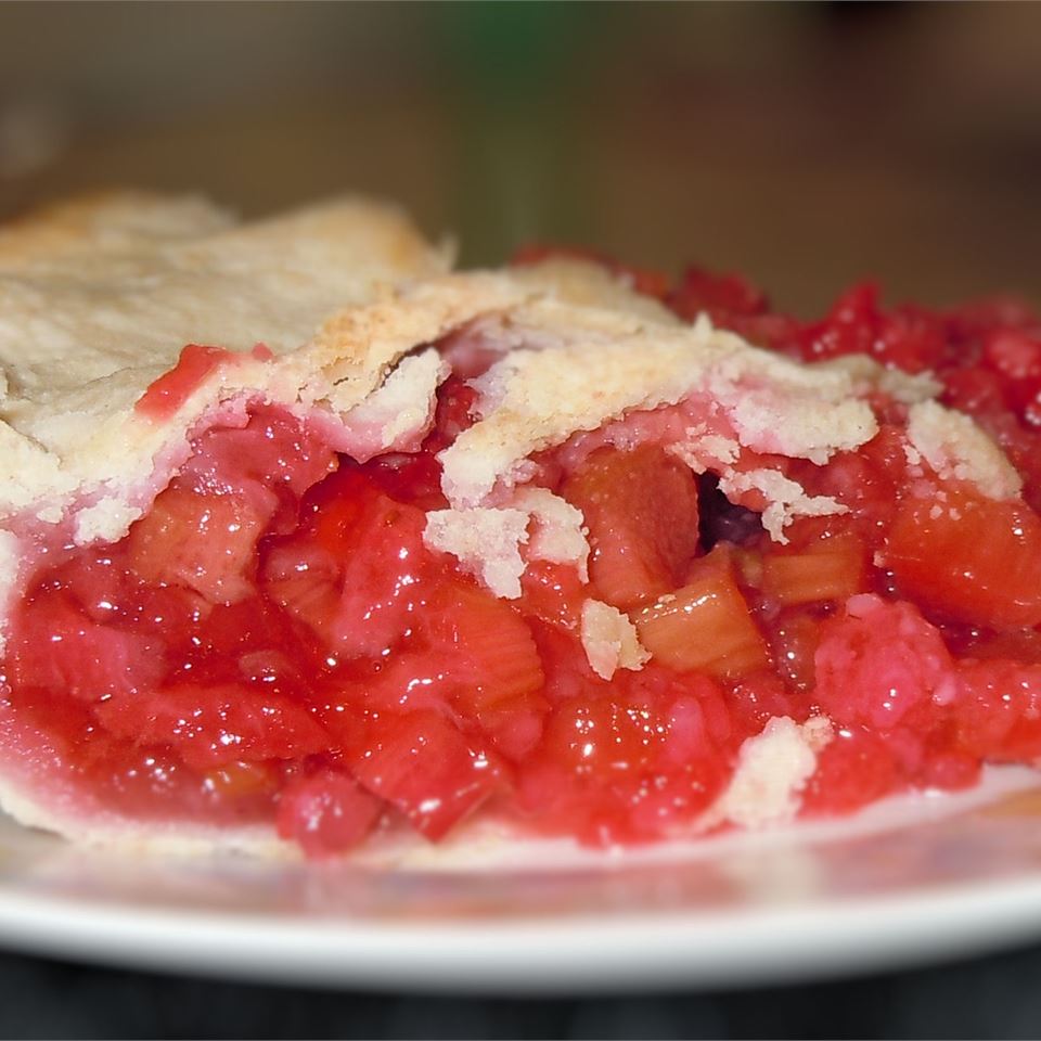 <p>This strawberry rhubarb pie is delicious and succulent, and the fruit and vegetable's flavor really shines in the filling. It's an easy recipe, and proof that when it comes to pies, simplicity is best. Fresh lemon juice really amplifies the rhubarb and strawberries, so don't go without it.  </p>
                          