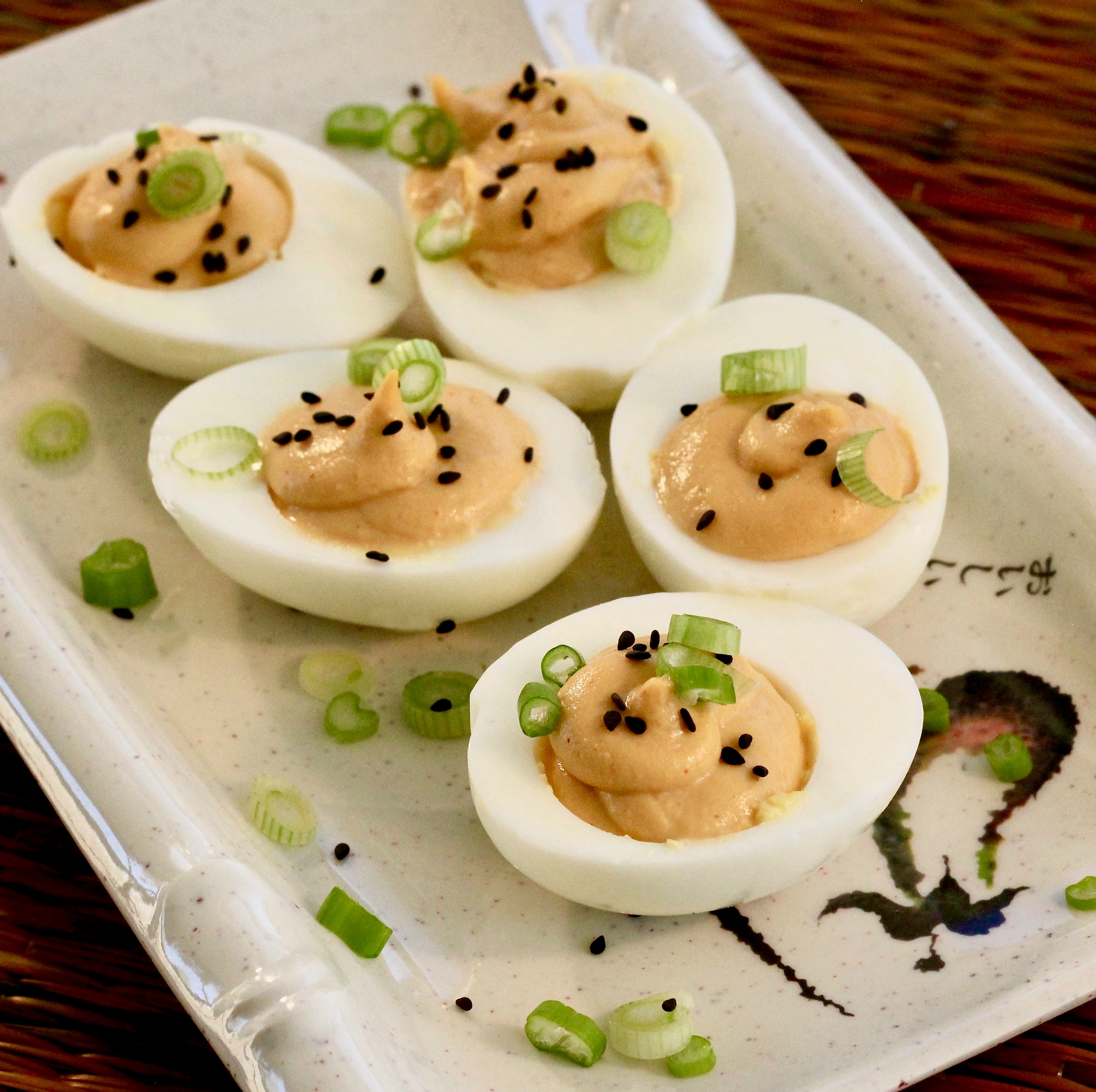 <p>That's right. You can use your air fryer to hard cook eggs. Use your food processor to spin the yolks with mayo, sriracha, sesame oil, soy sauce, Dijon mustard, grated ginger, and rice vinegar for a creamy smooth mousse-like filling.</p>
                          