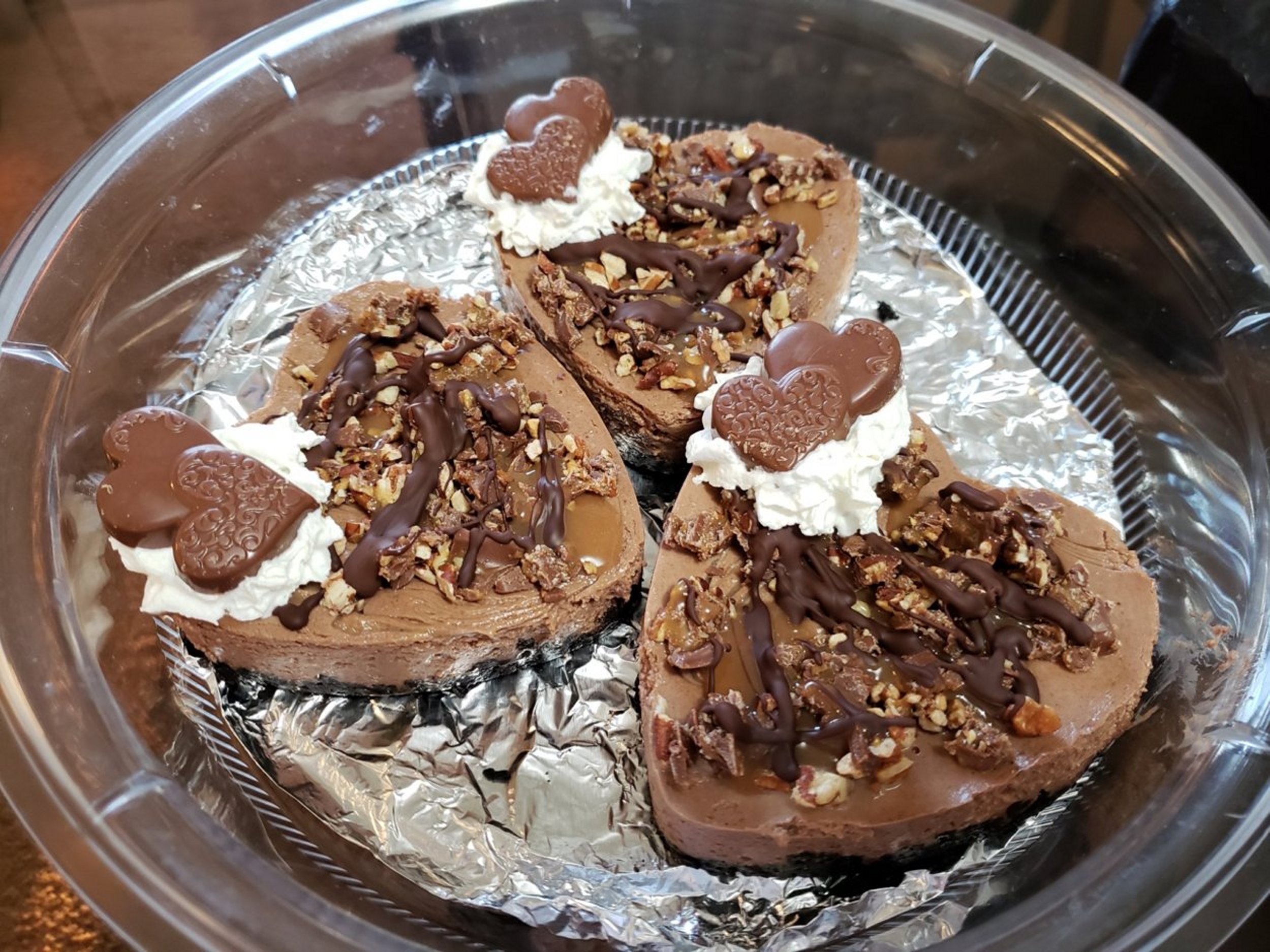 Instant Pot® Mini Heart-Shaped Chocolate Cheesecakes