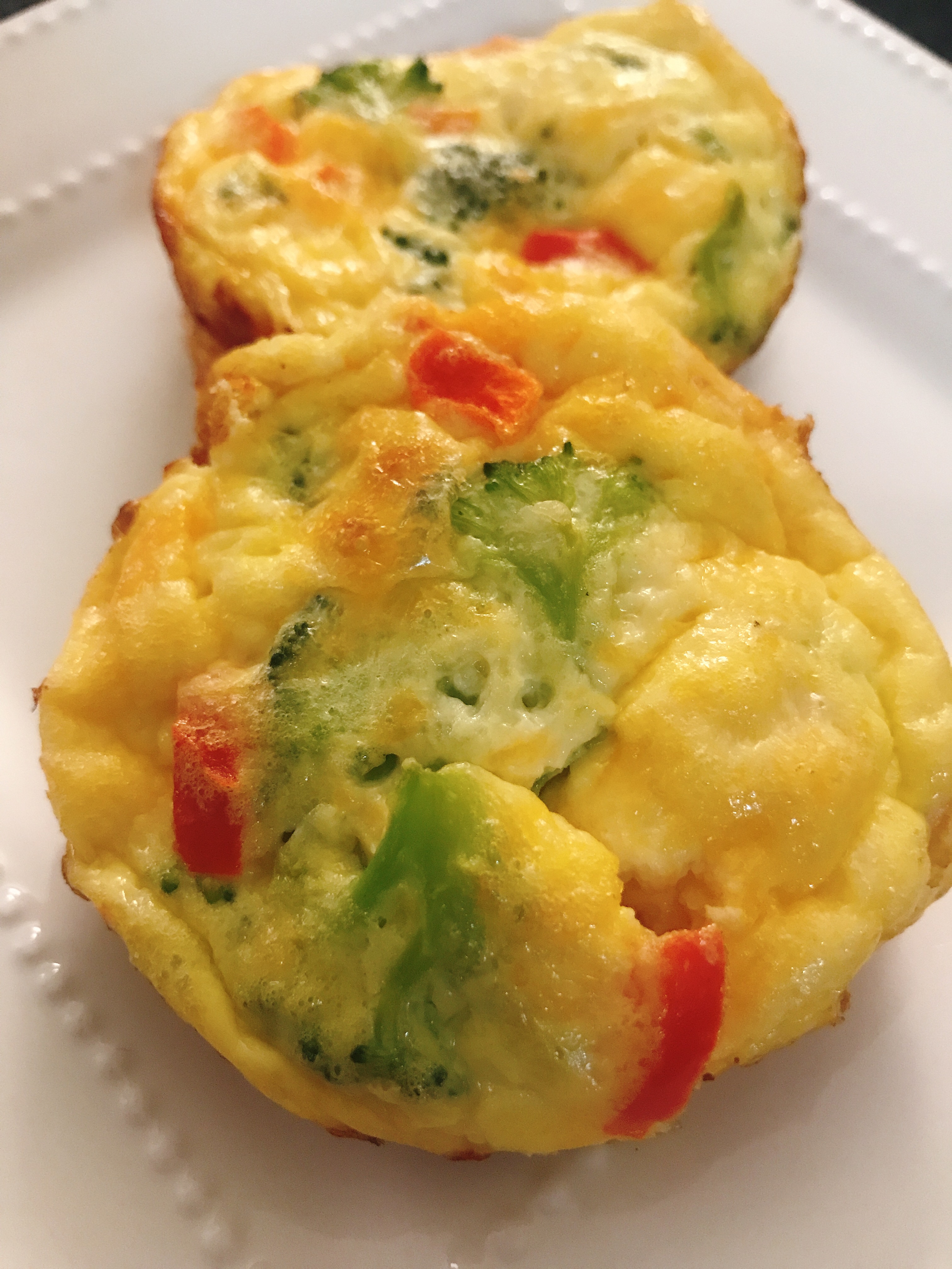 Crustless Cottage Cheese Mini Quiches