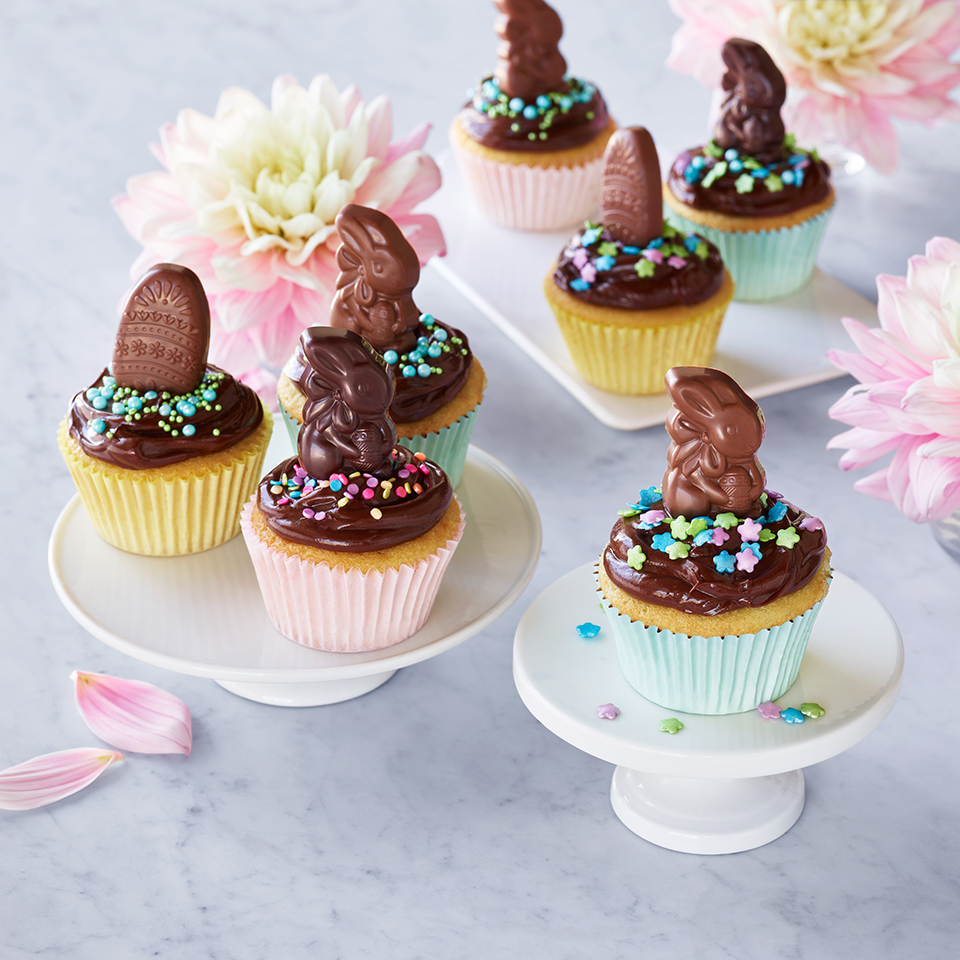 Ghirardelli Chocolate Frosted Cupcakes 