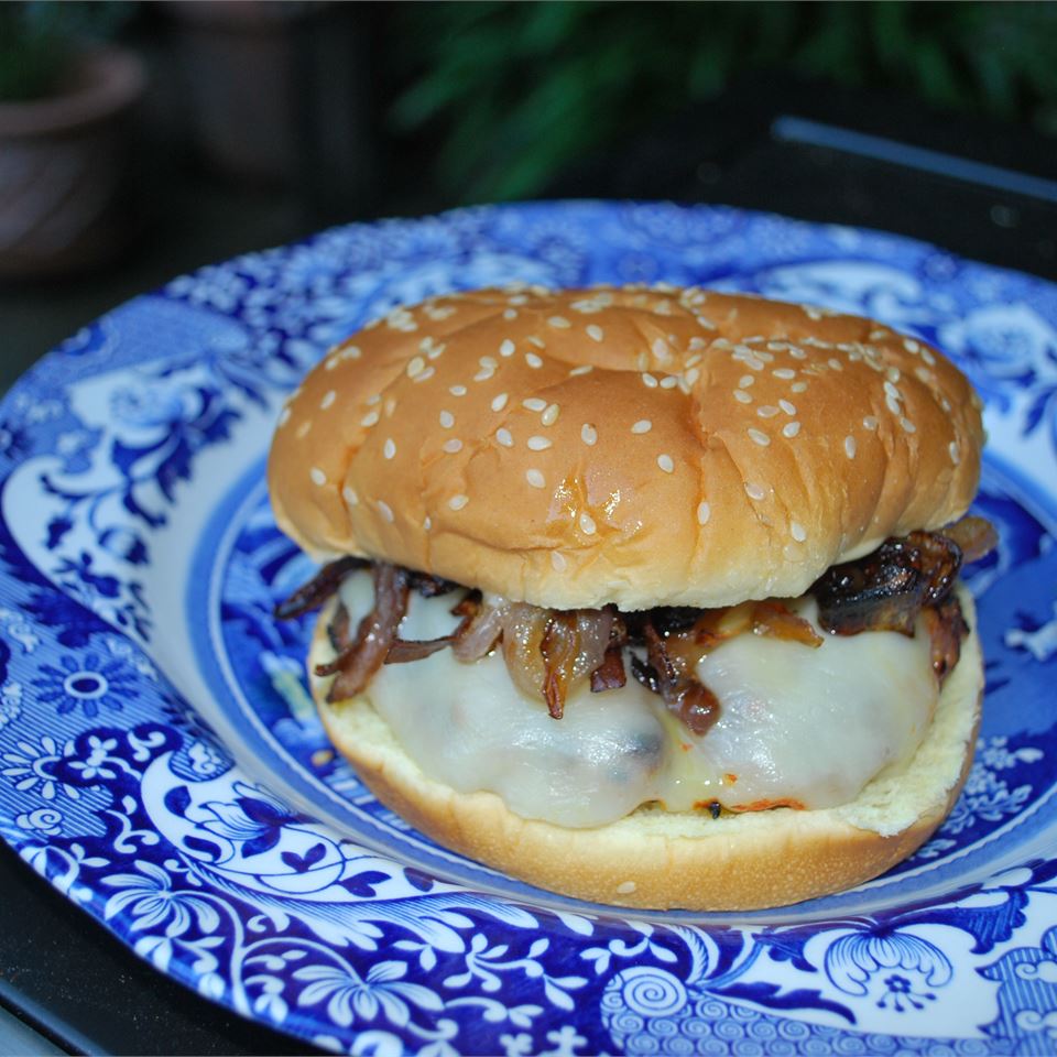 Kickin' Turkey Burger with Caramelized Onions and Spicy Sweet Mayo 