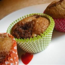 Cinnamon-Topped Rhubarb Muffins Jog Dish