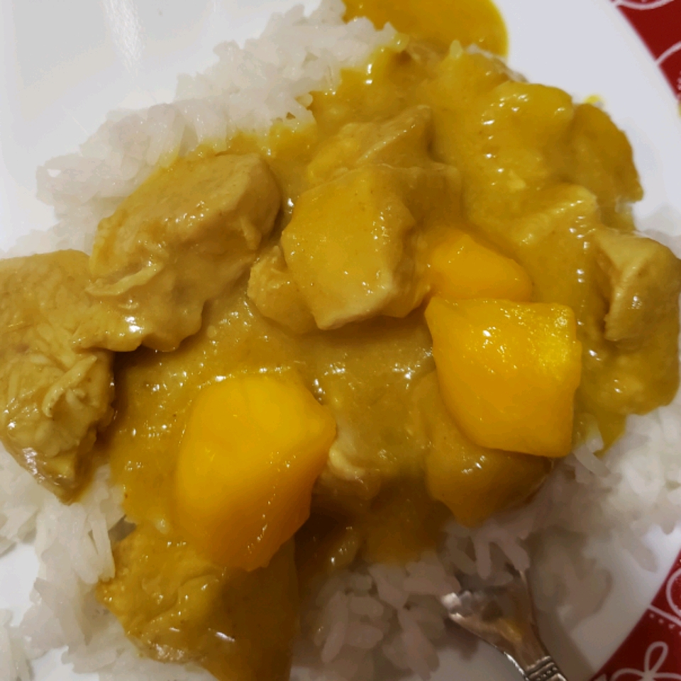 Spicy Indian Chicken and Mango Curry Leekats