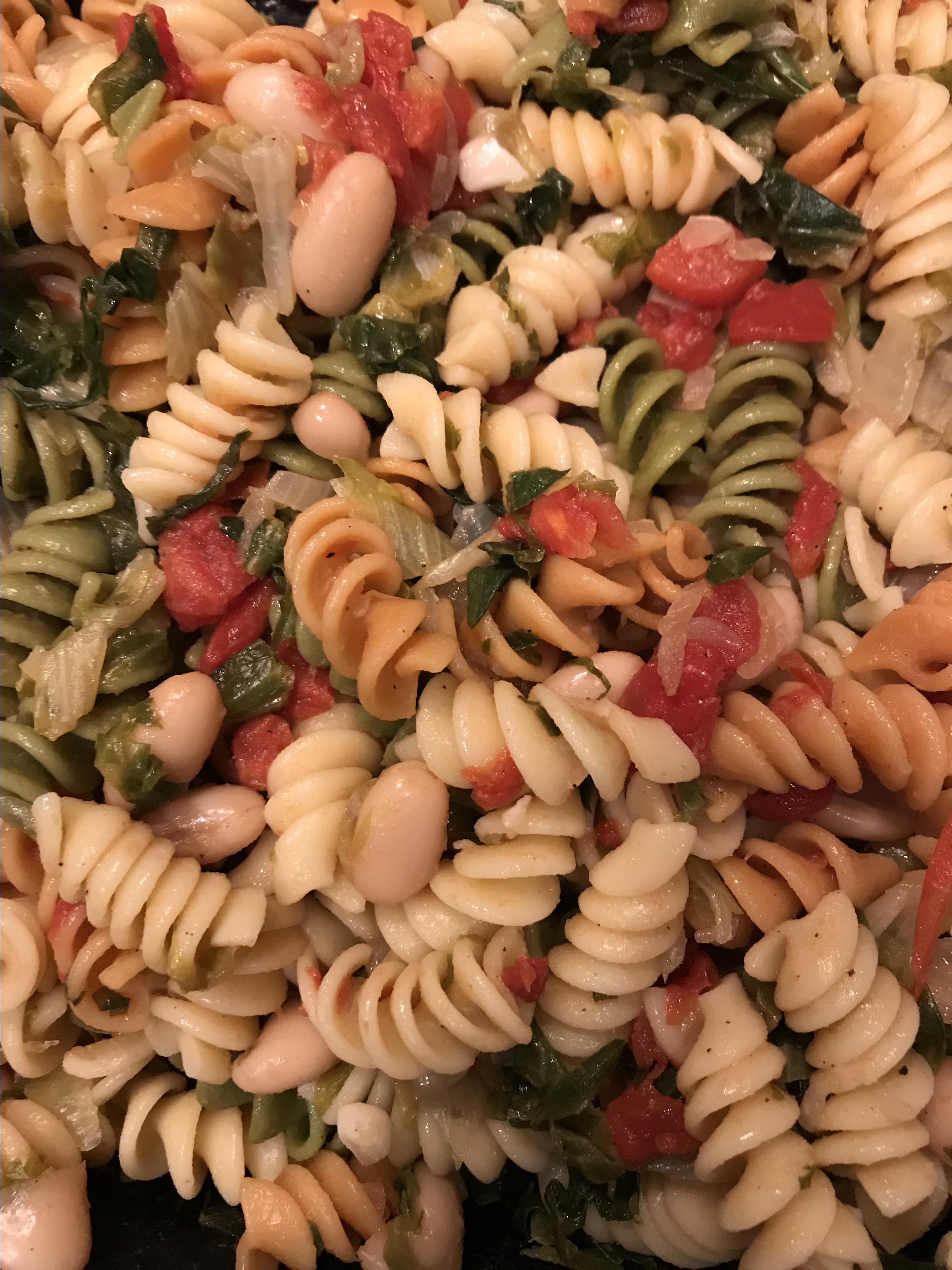 Penne Pasta with Cannellini Beans and Escarole 