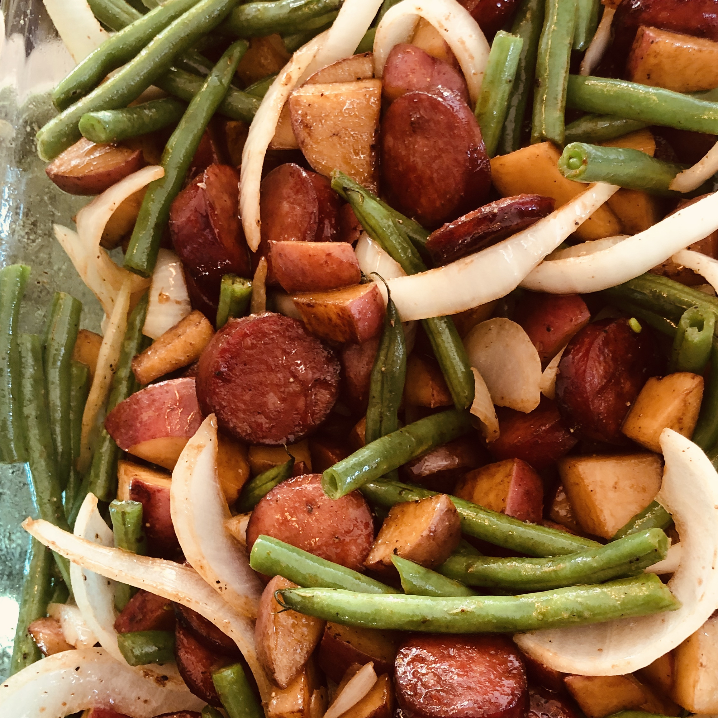 Grilled Sausage with Potatoes and Green Beans