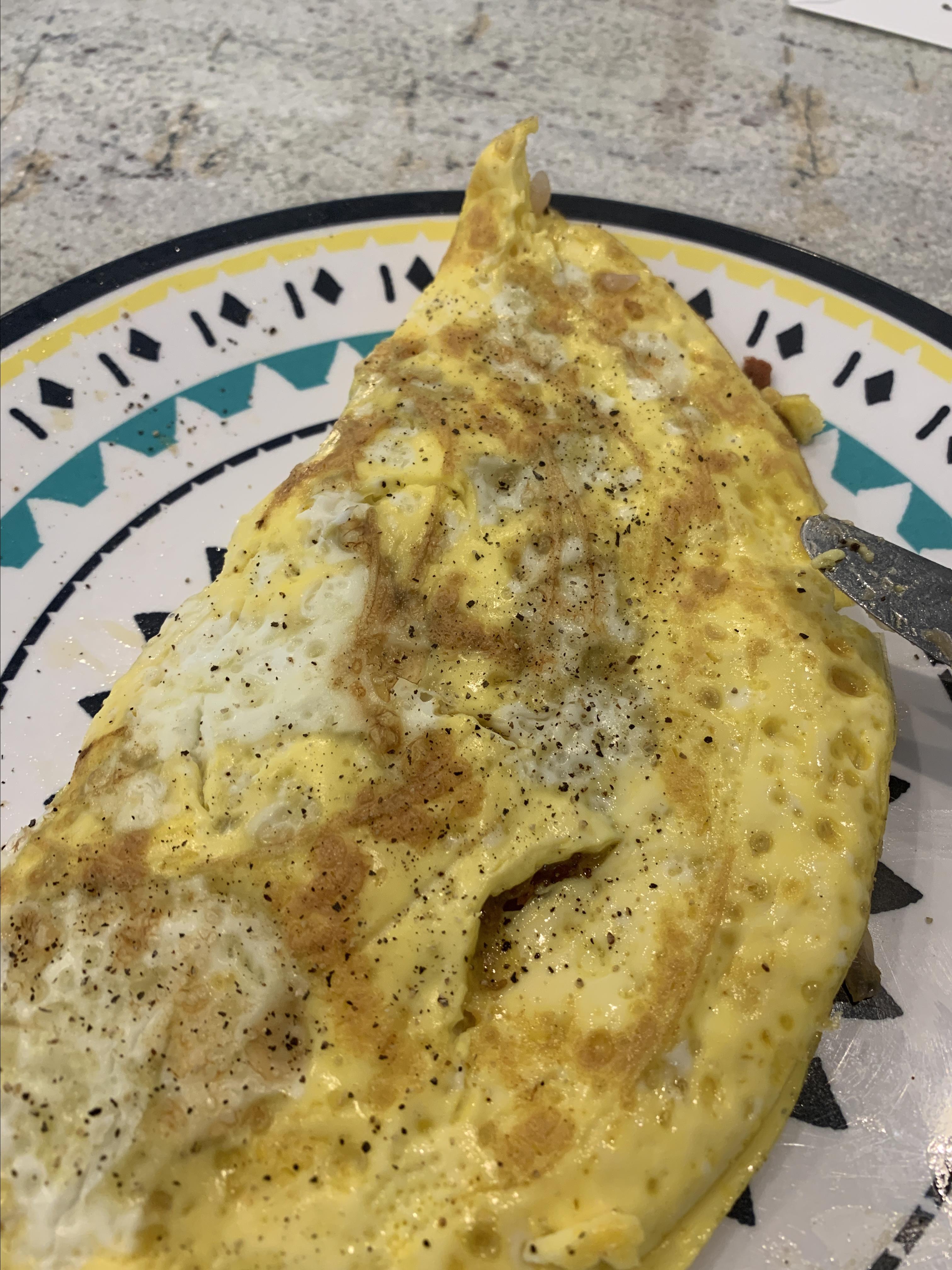 Crispy Bacon and Sweet Onion Omelet 