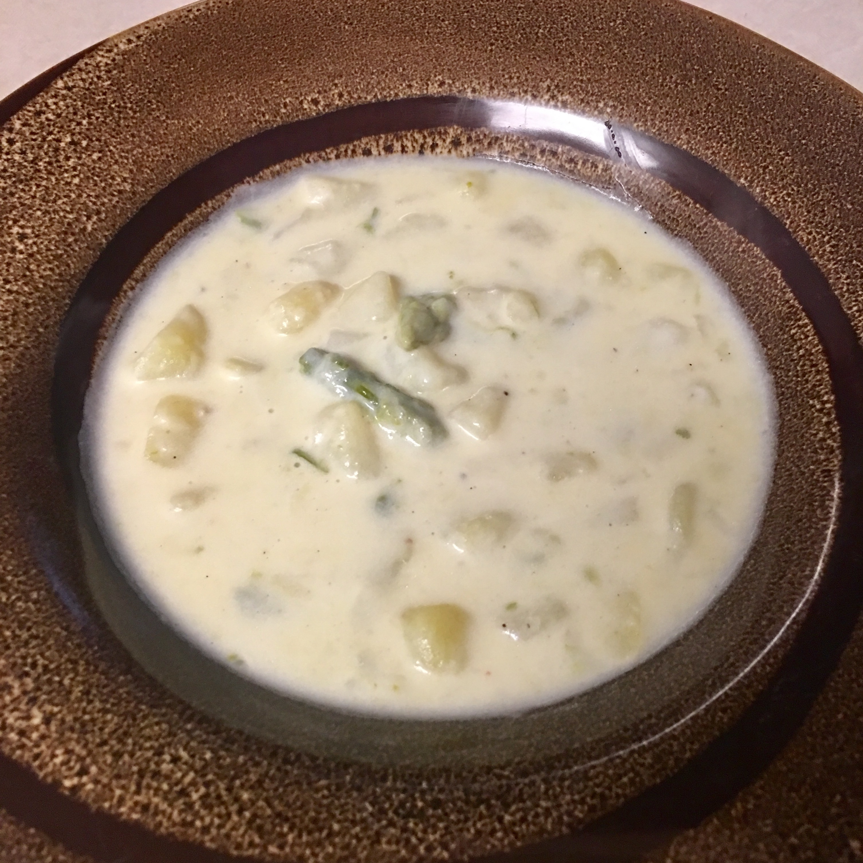 Creamy Asparagus Potato Soup 
