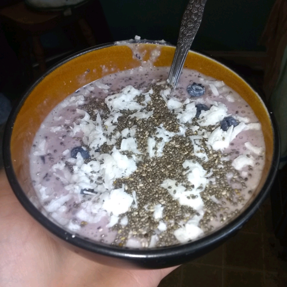 Overnight Oats Blueberry Smoothie Bowl 