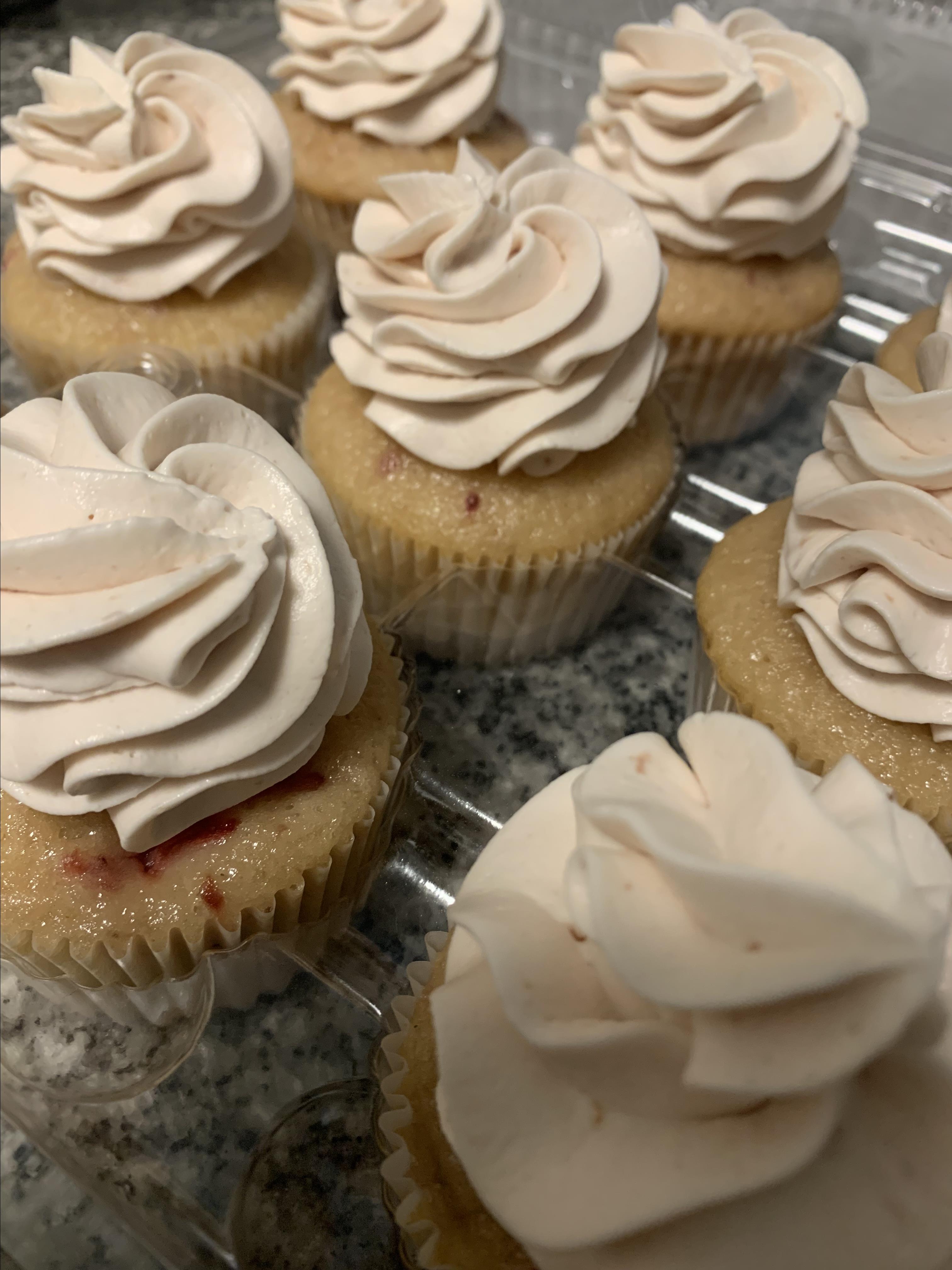 Whipped Cream Cream Cheese Frosting 