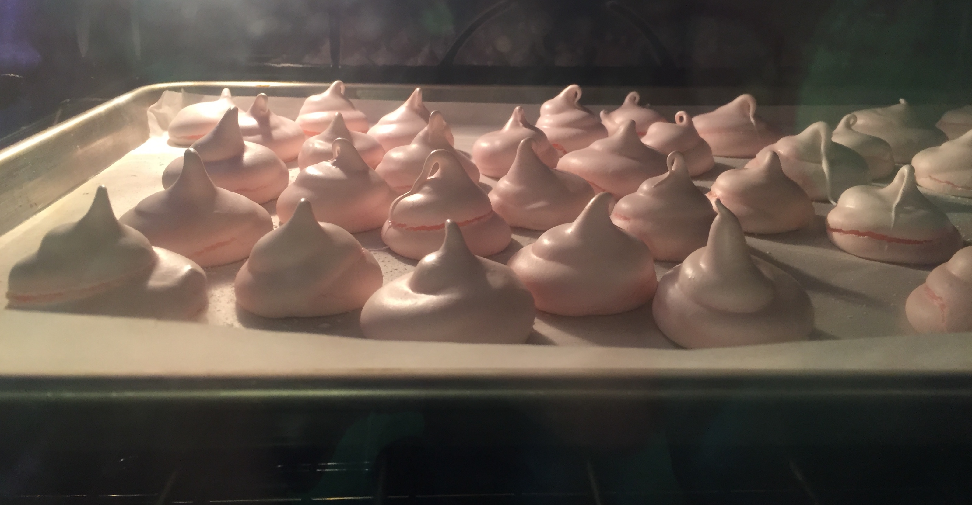 Authentic French Meringues 