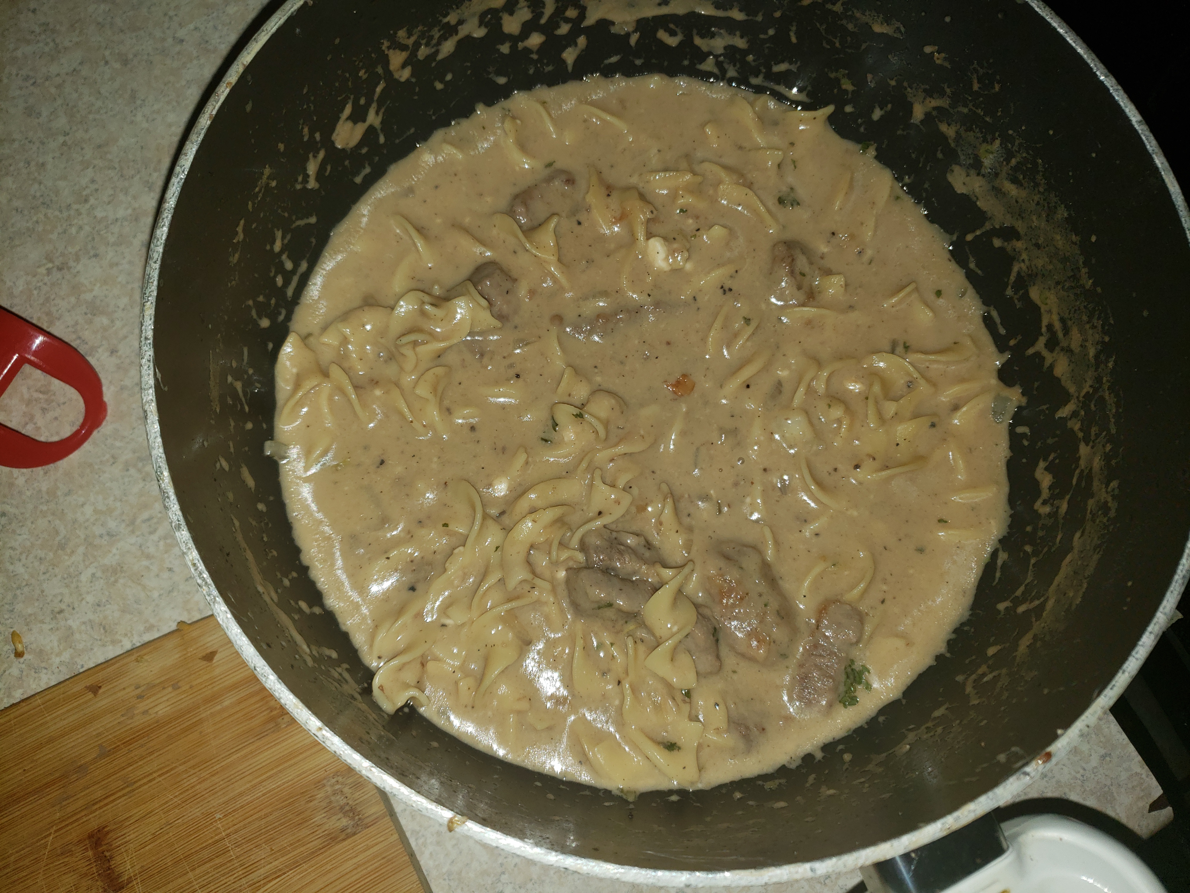 One-Dish Beef Stroganoff and Noodles 