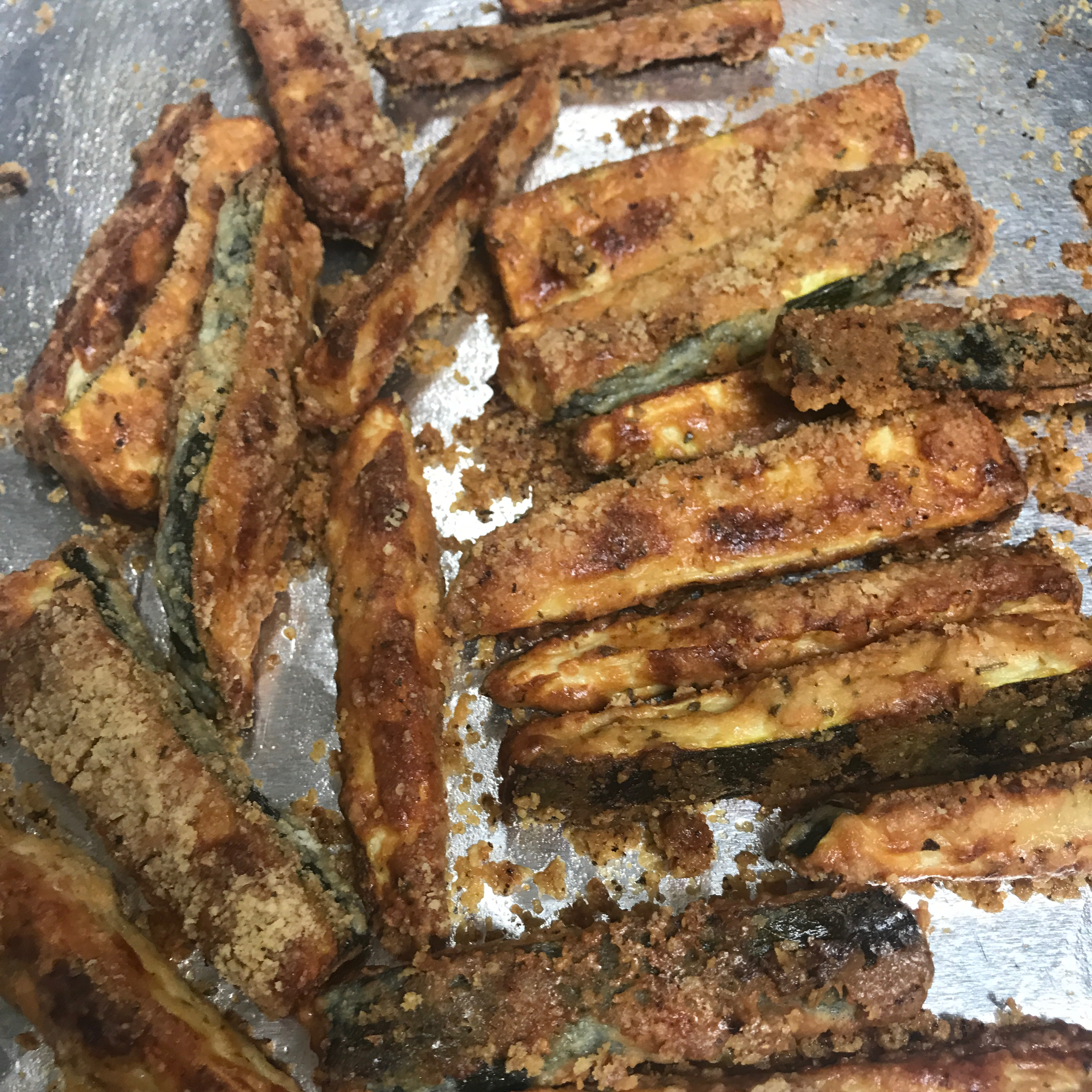 Quick and Easy Parmesan Zucchini Fries 