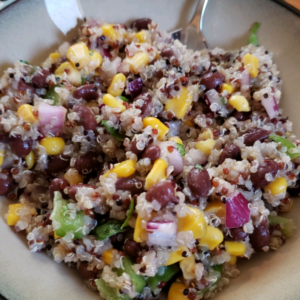 Black Bean, Corn, and Quinoa Salad 