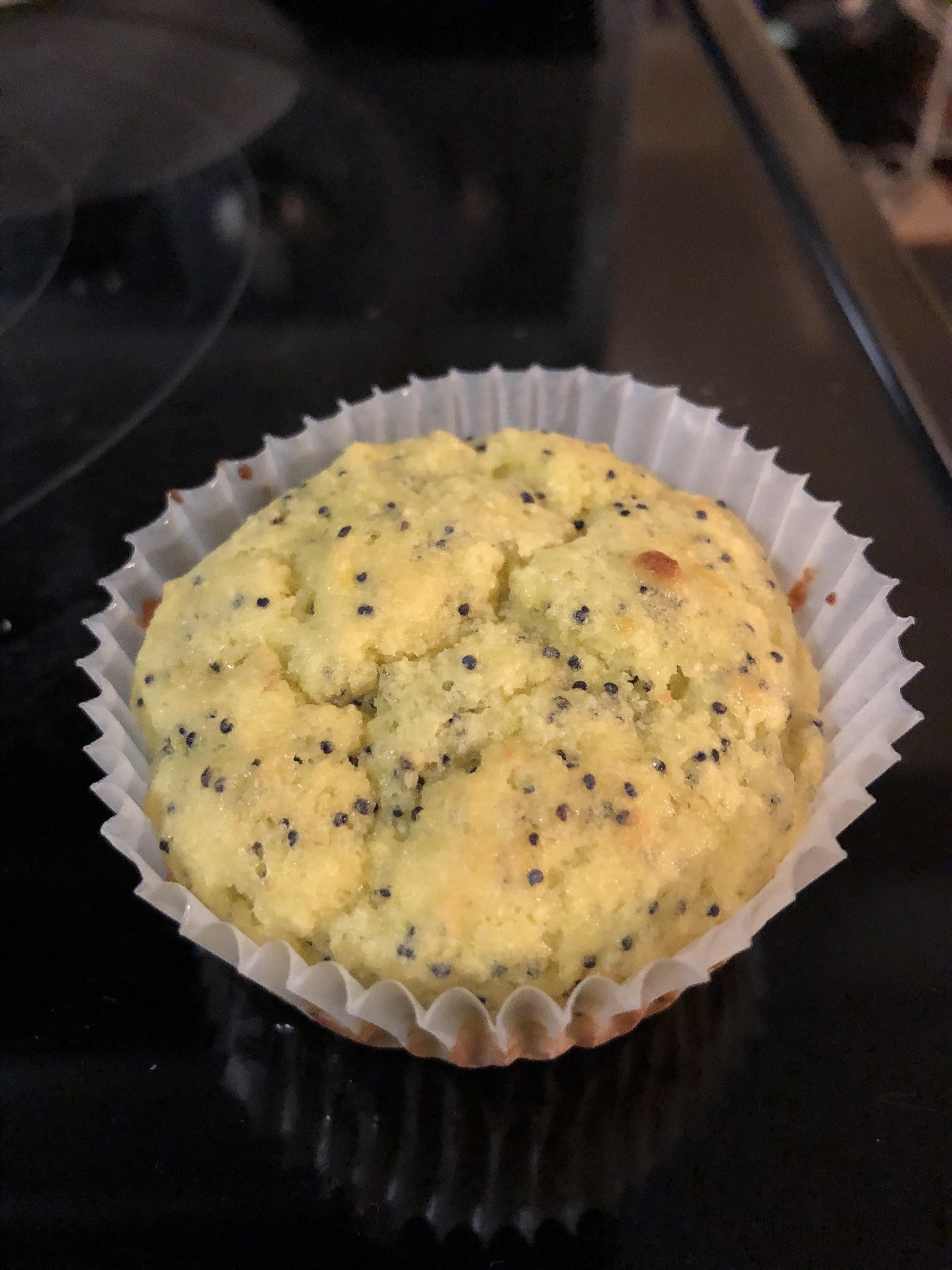 Keto Low-Carb Lemon Poppy Seed Muffins 
