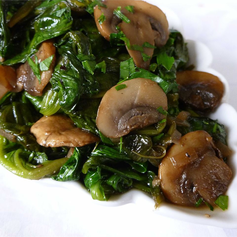 Mushrooms and Spinach Italian Style 
