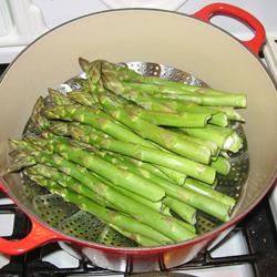 Simply Steamed Asparagus 
