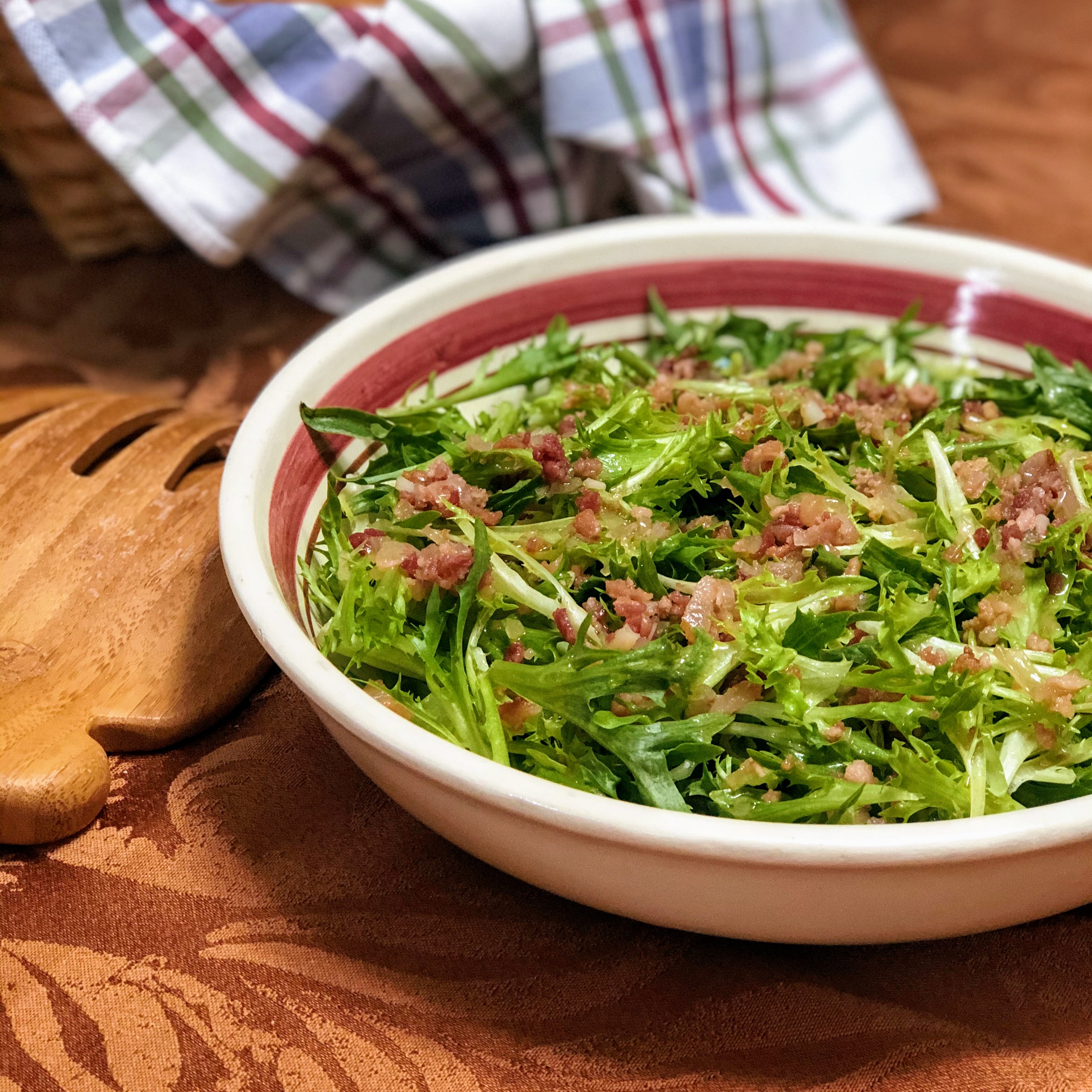 Frisee Salad with Hot Bacon Dressing 