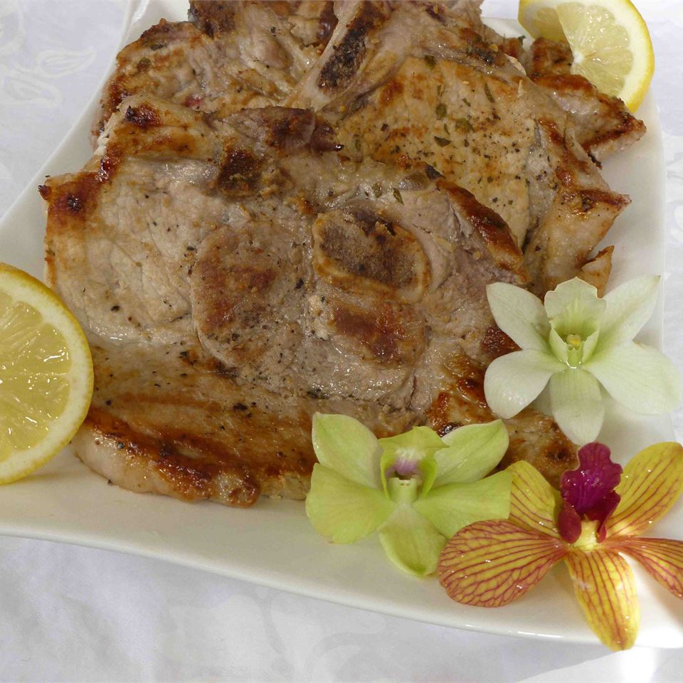 Grilled Lemon Herb Pork Chops 