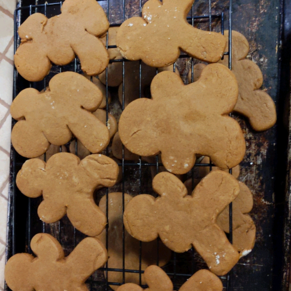 Gingerbread Men Cookies Vickie Wilson