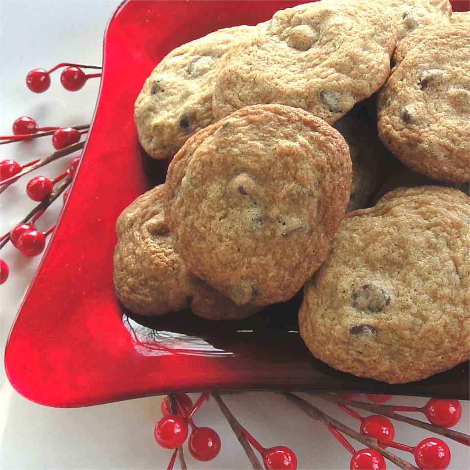 Original NESTLE&reg; TOLL HOUSE&reg; Dark Chocolate Chip Cookies SHORECOOK