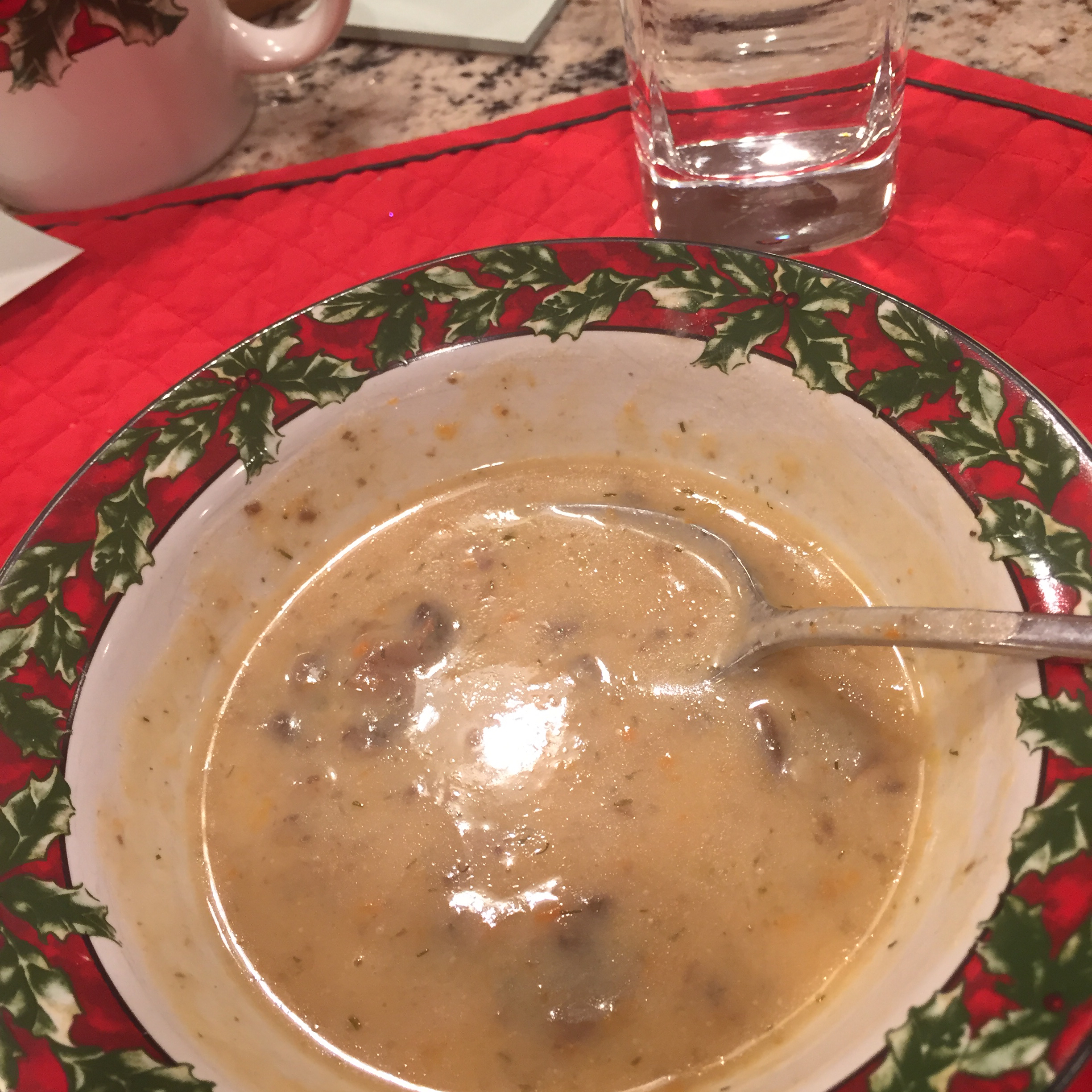 Russian Mushroom and Potato Soup 