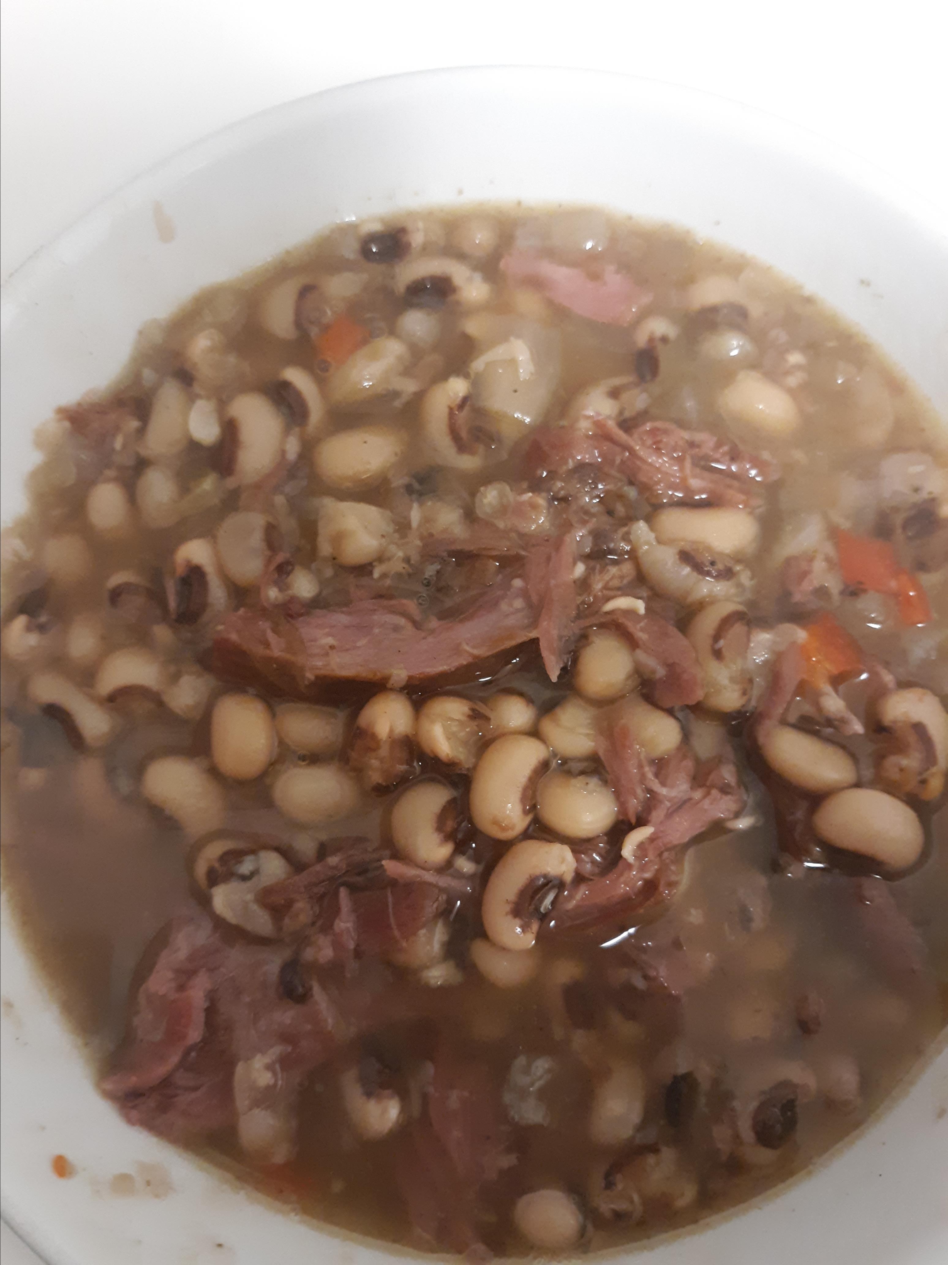 Slow Cooker Black-Eyed Peas tequila